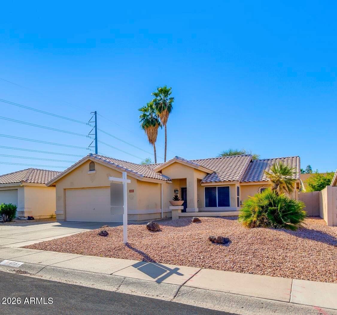6715 W Cherry Hills Dr — photo 1