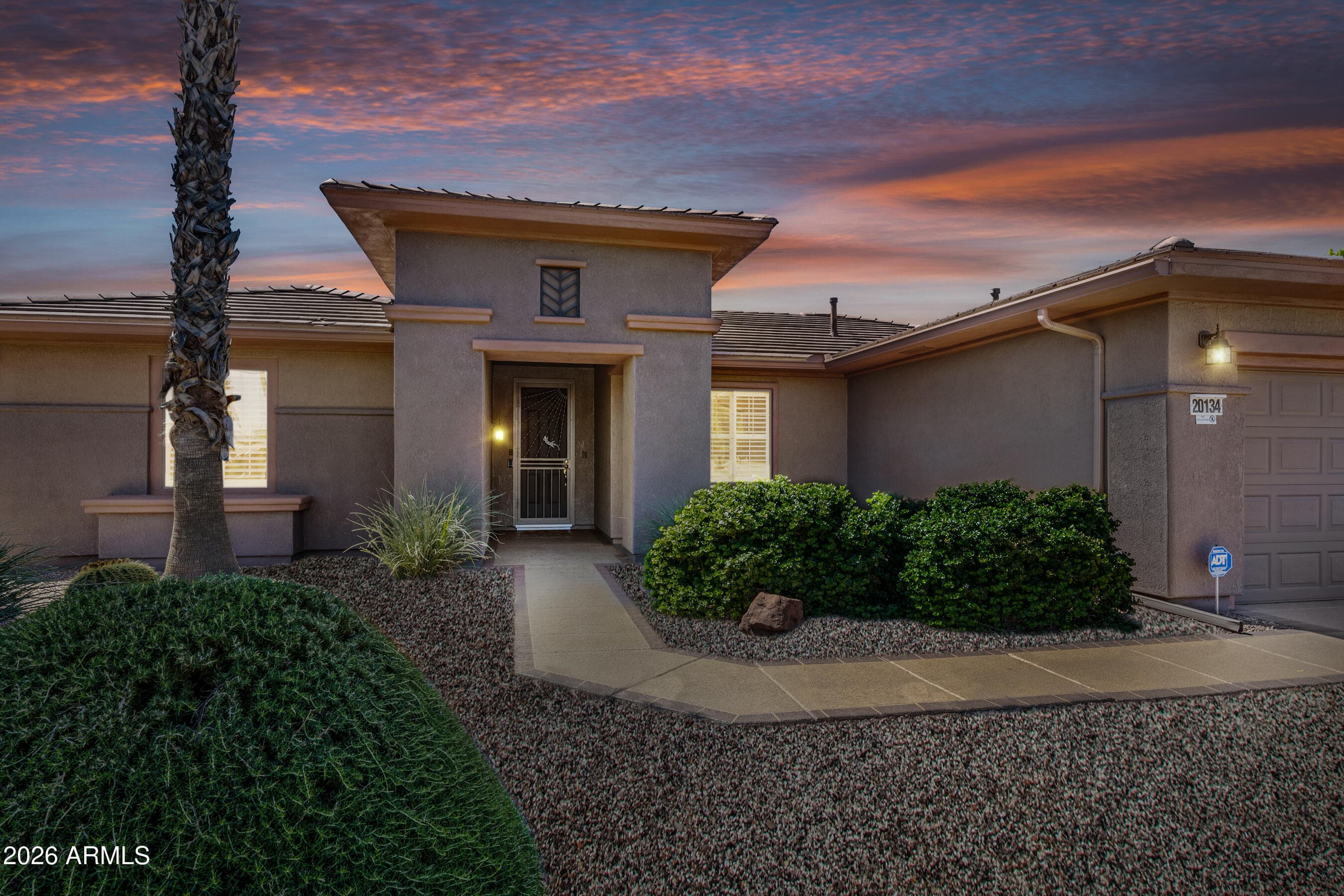 20134 N Golden Barrel Dr — photo 2