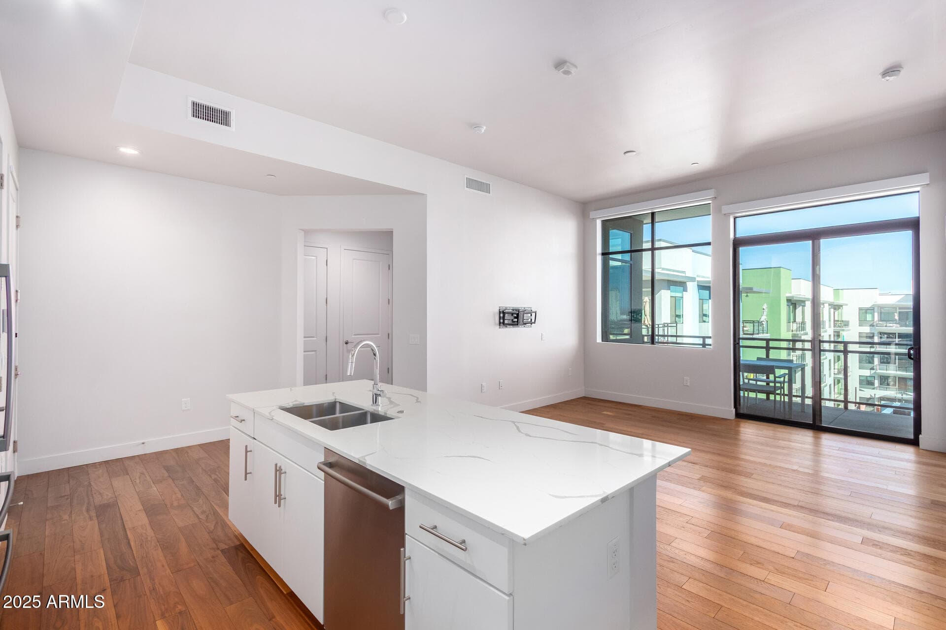 3131 N CENTRAL AVE - See more photos