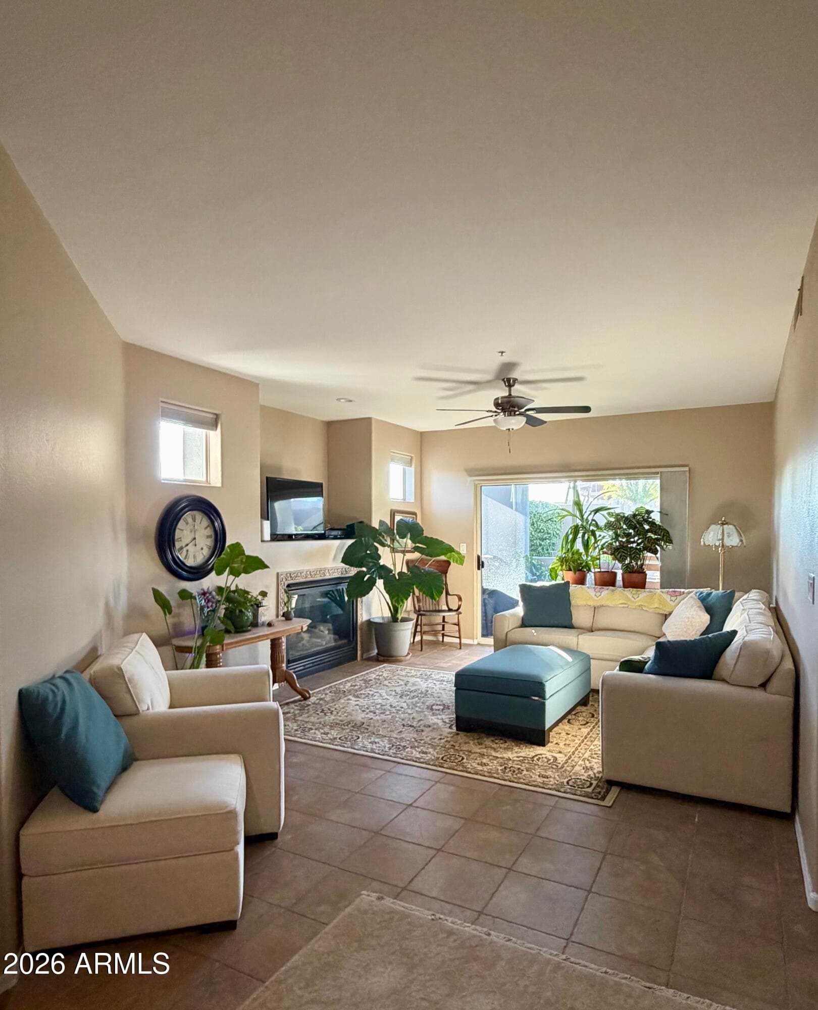 7401 W Arrowhead Clubhouse Dr 1025 — photo 1