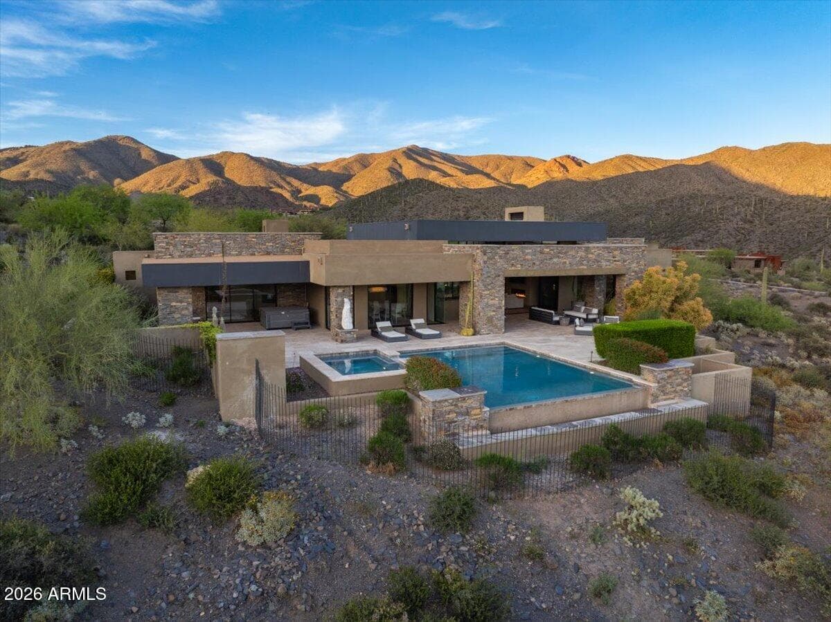 9235 E Grapevine Pass — photo 1