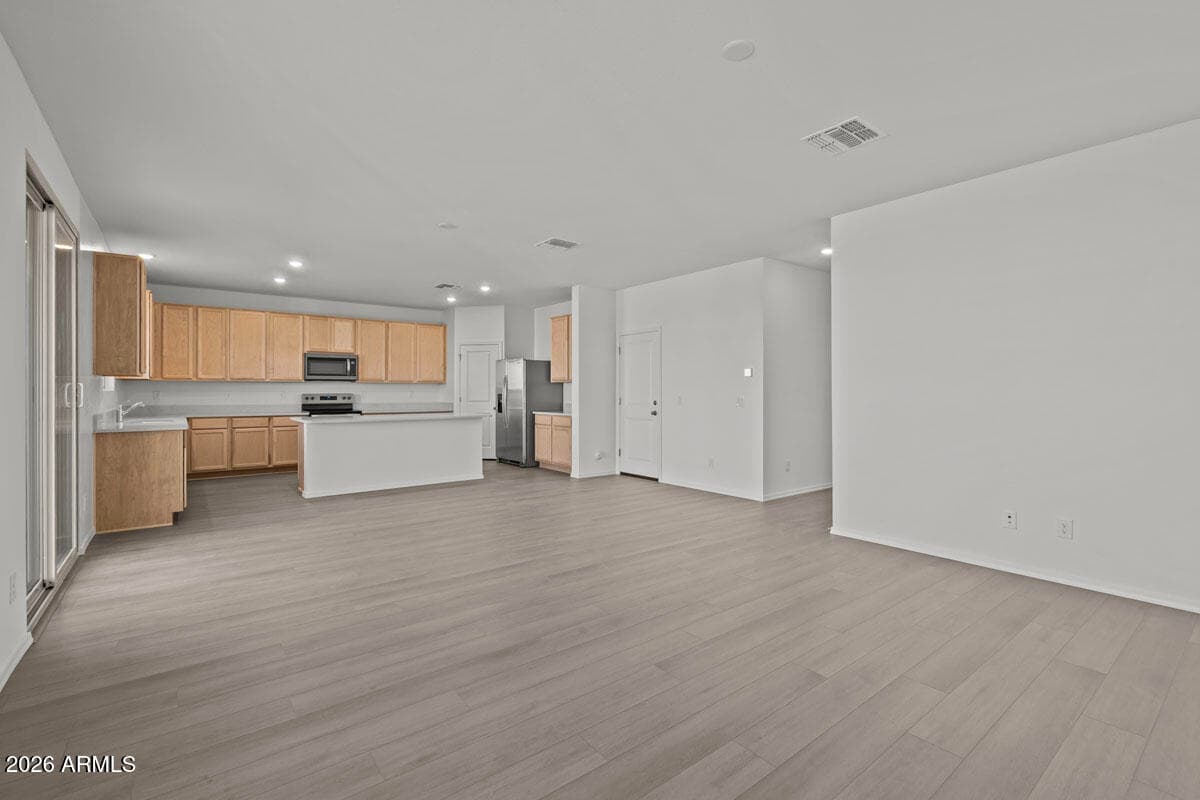 33706 N HOSTA DR - Photo 4