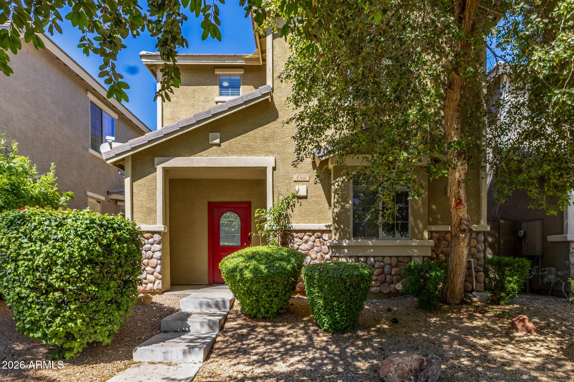 4366 E Rosemonte Dr — photo 1