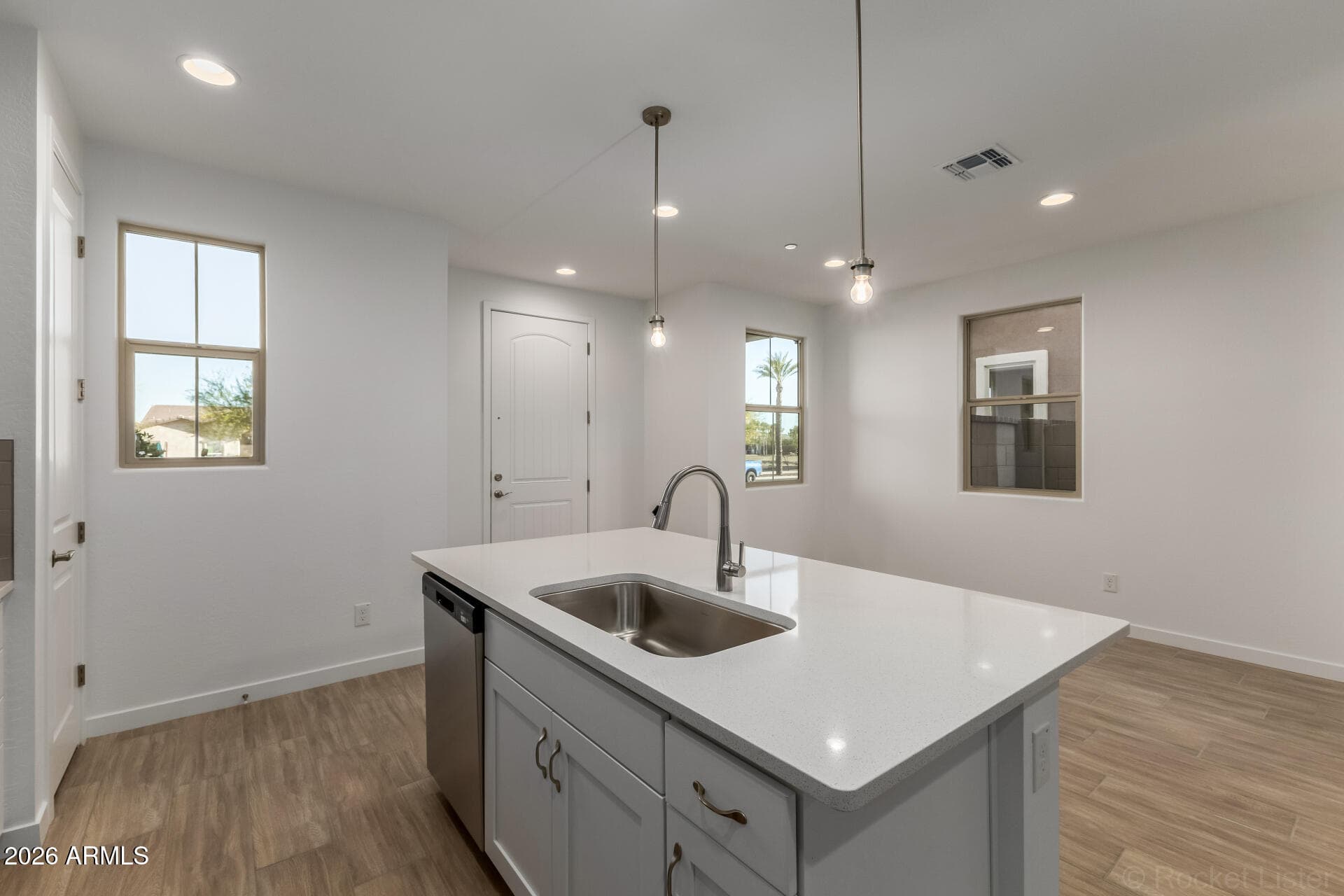 20638 W THOMAS RD - Photo 3