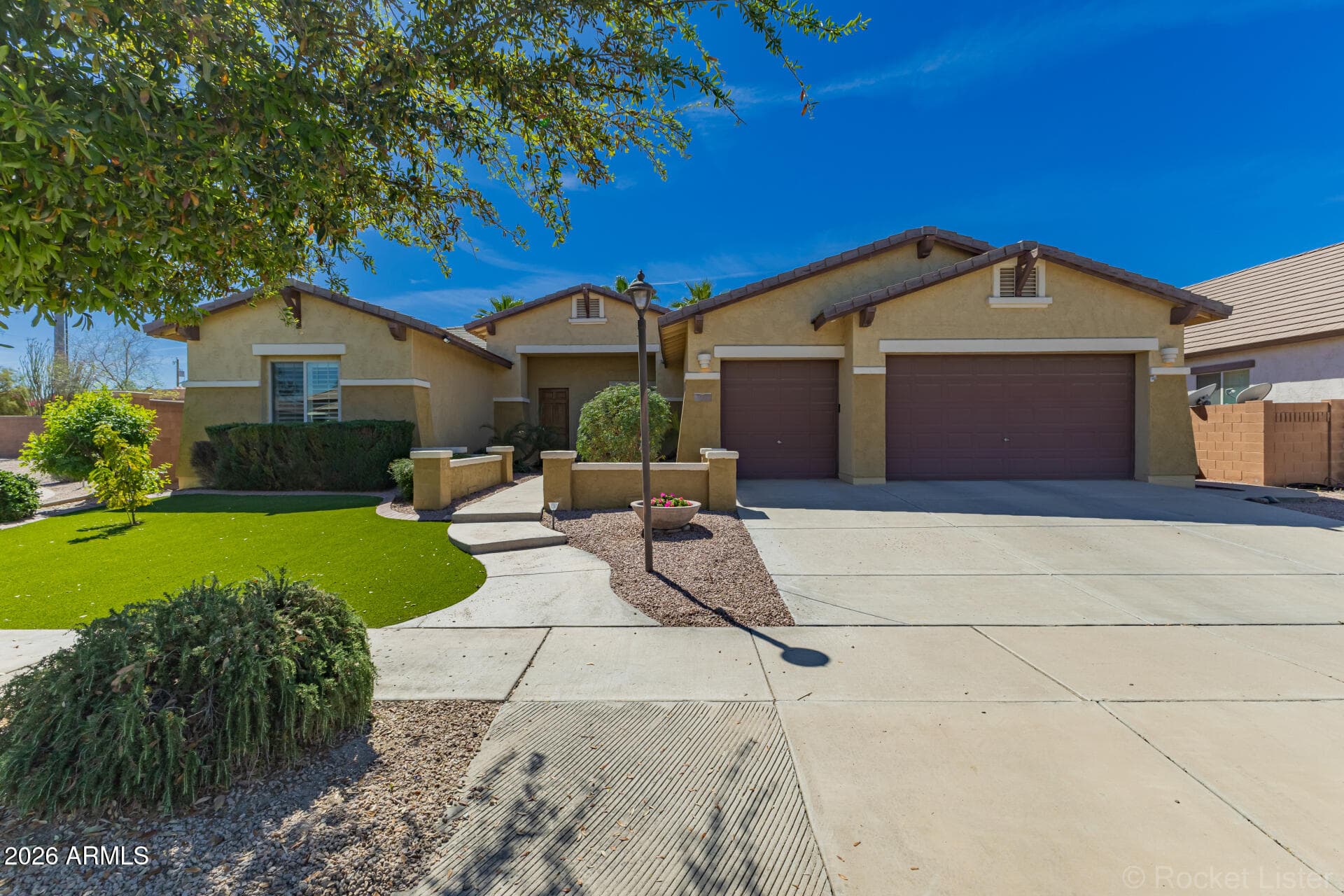 2225 E San Carlos Pl — photo 1