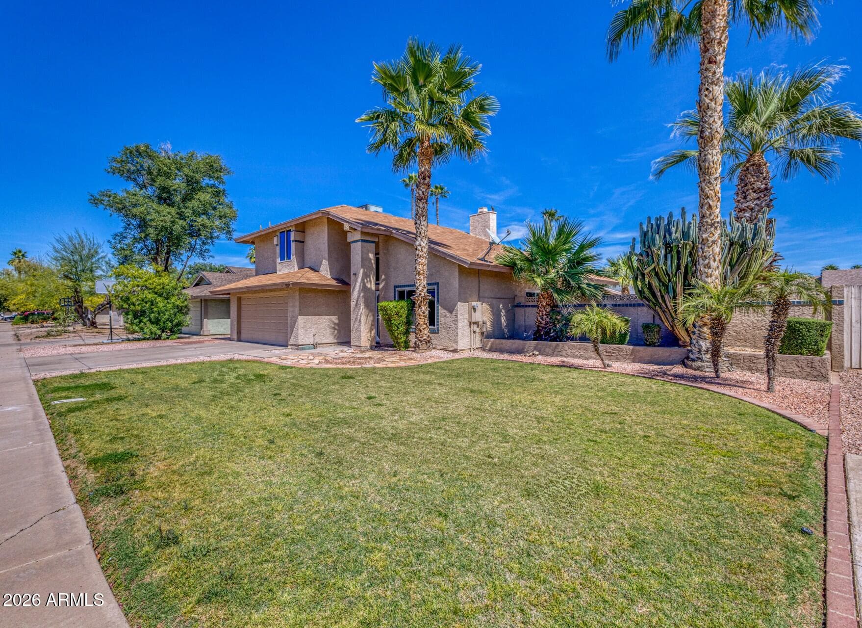 1577 N Cholla St — photo 2