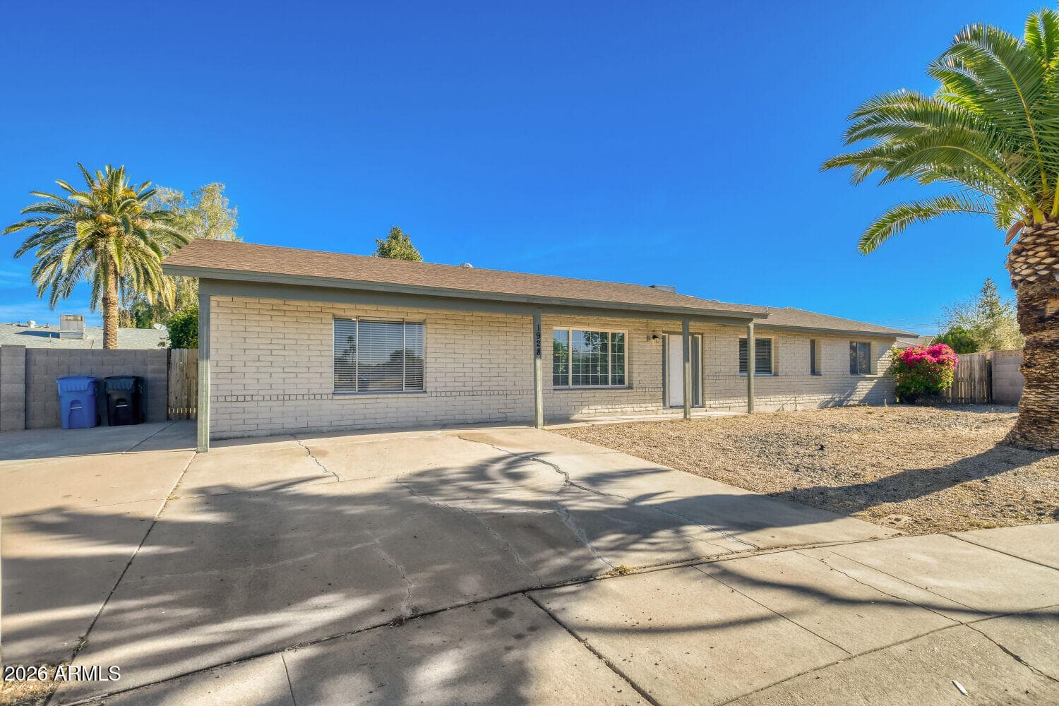 1928 W Kristal Way — photo 1