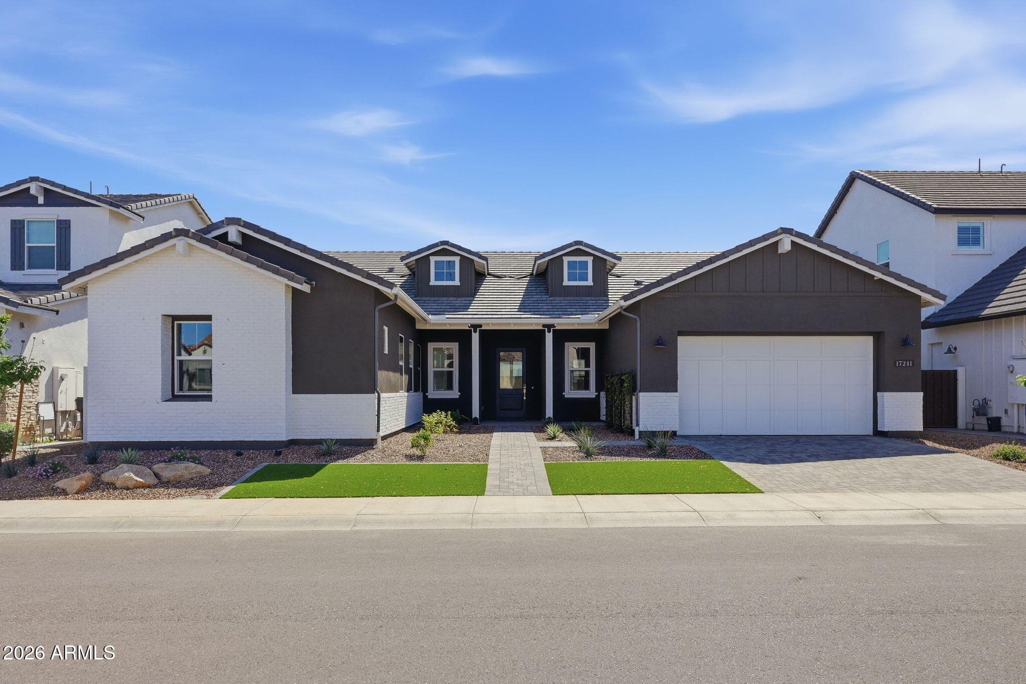 17241 W VACAVILLE ST - Photo 1