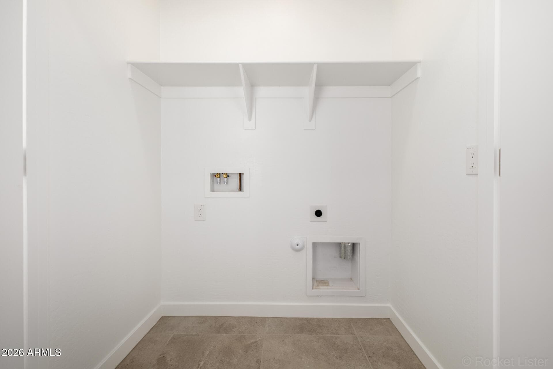 5584 N 205th Ln — photo 9