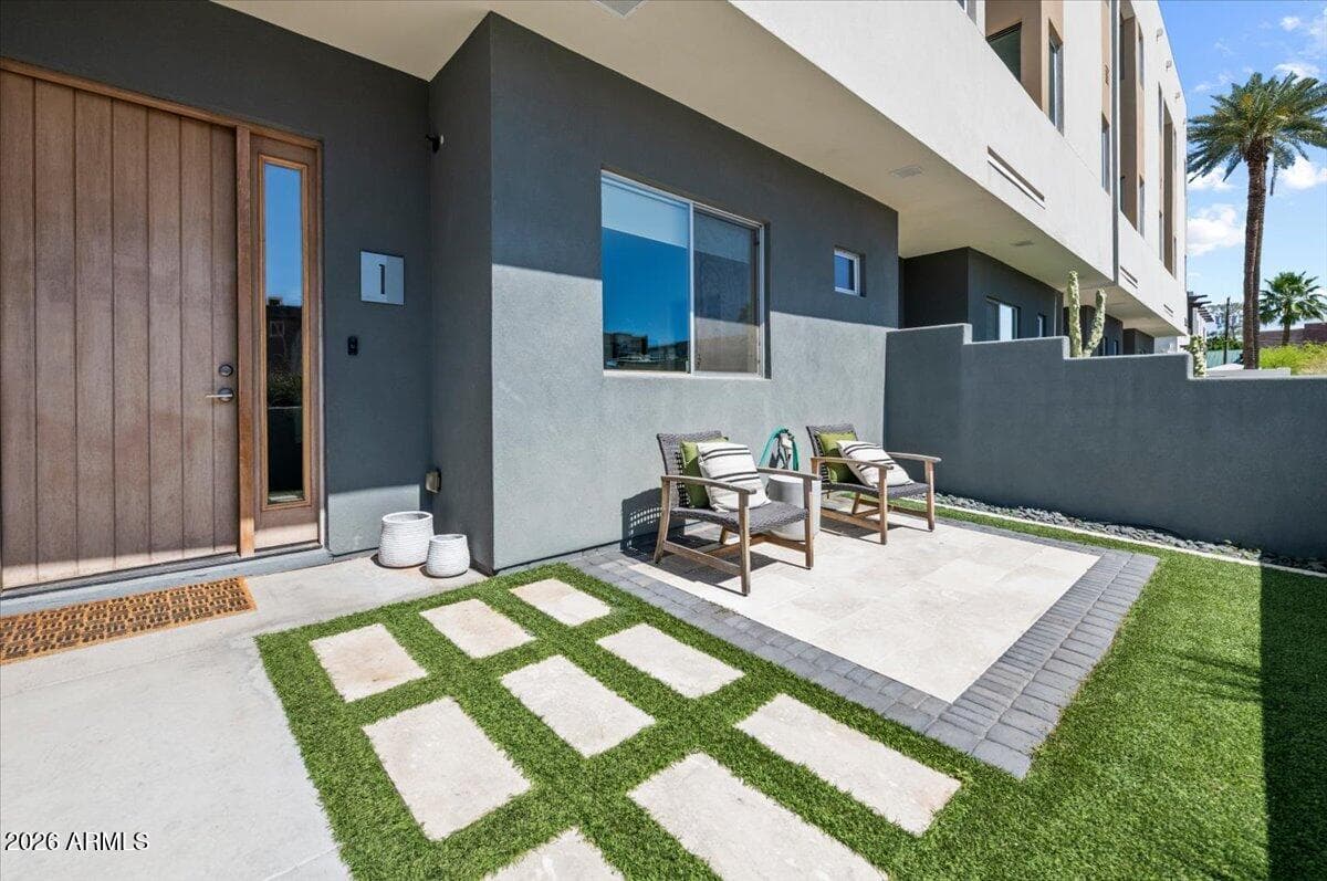 3150 E Glenrosa Ave 1 — photo 1