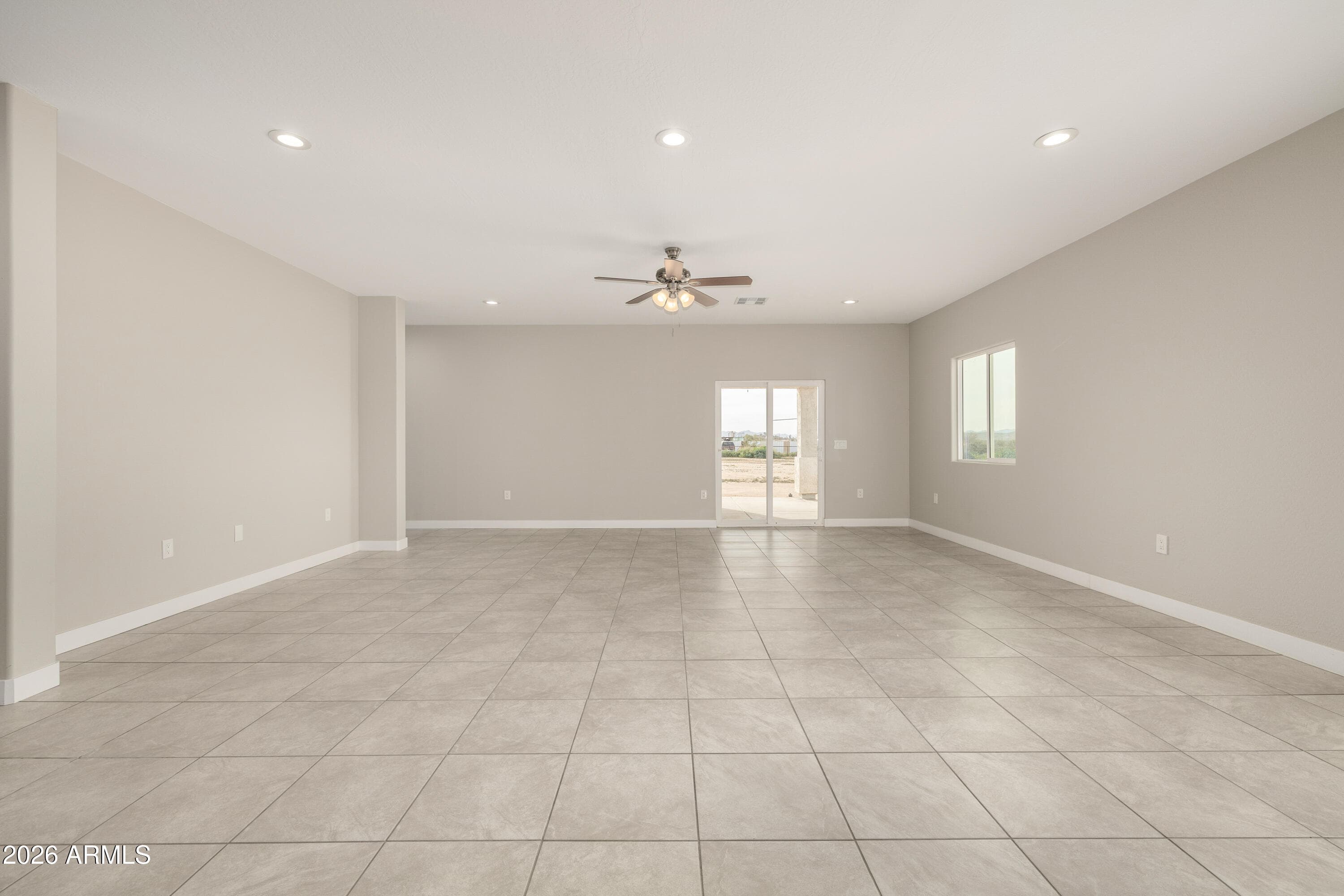 20435 W MOUNTAIN SAGE DR - Photo 5