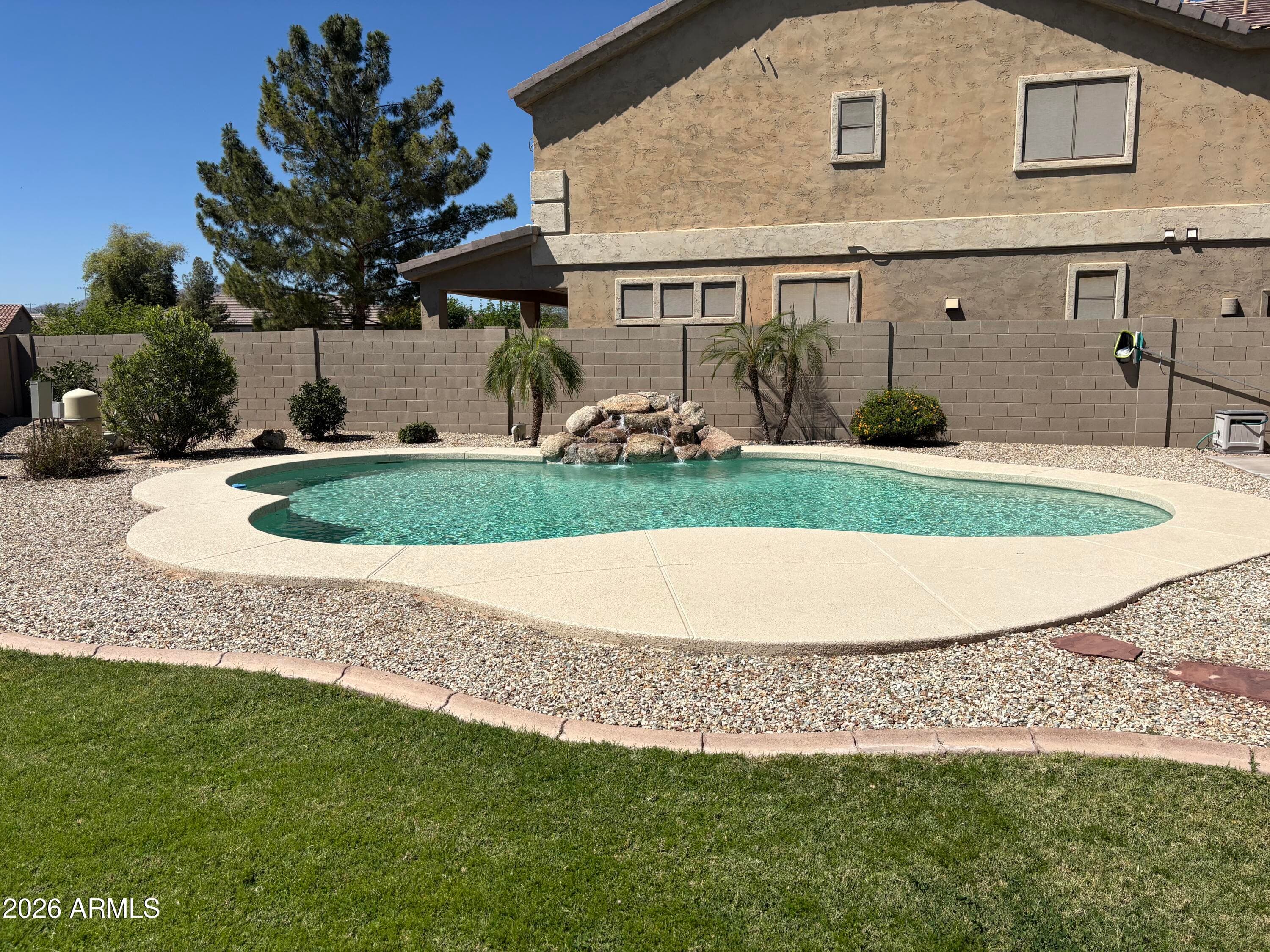 17689 W Post Dr — photo 1