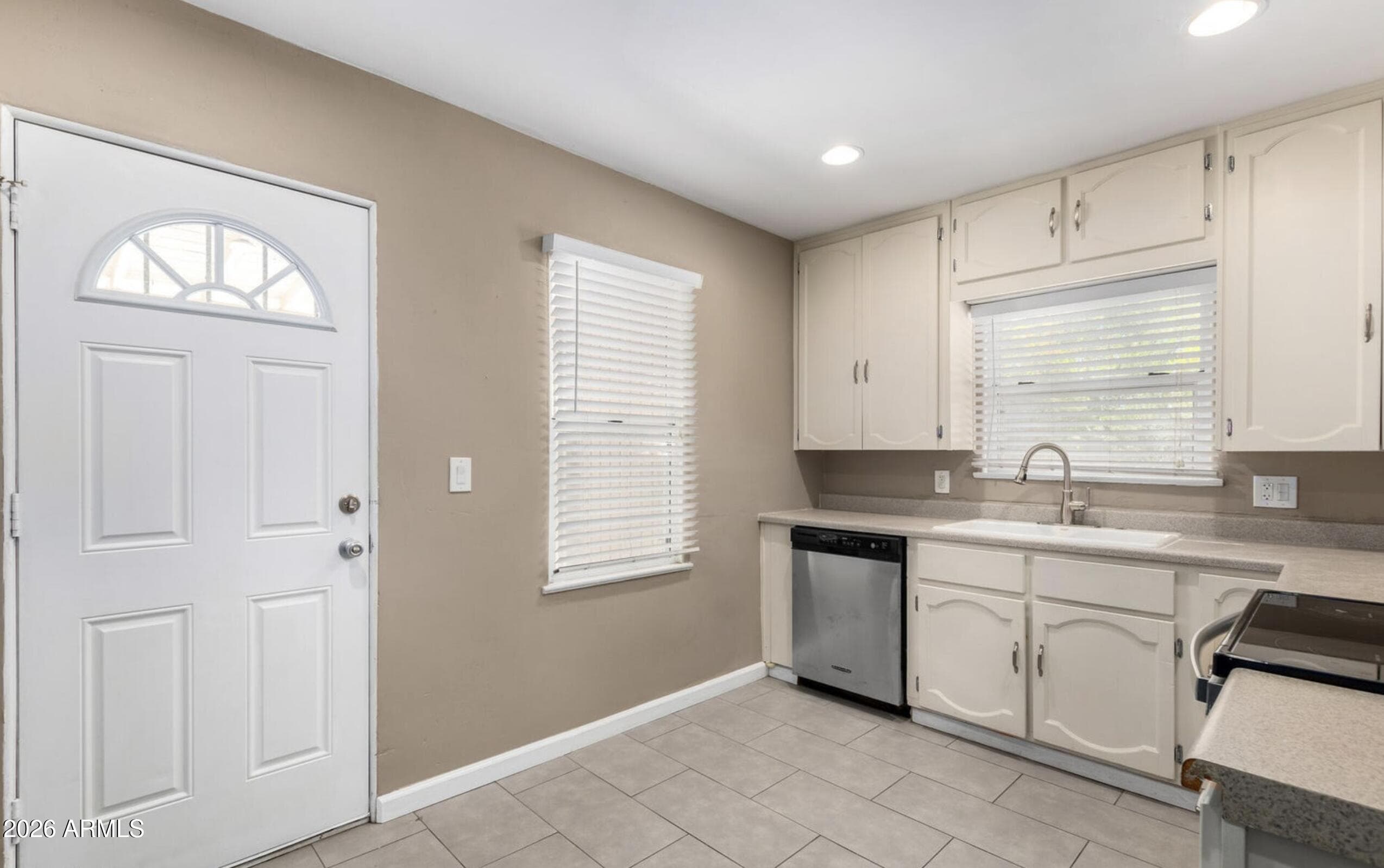 2226 N 28TH ST - Photo 5