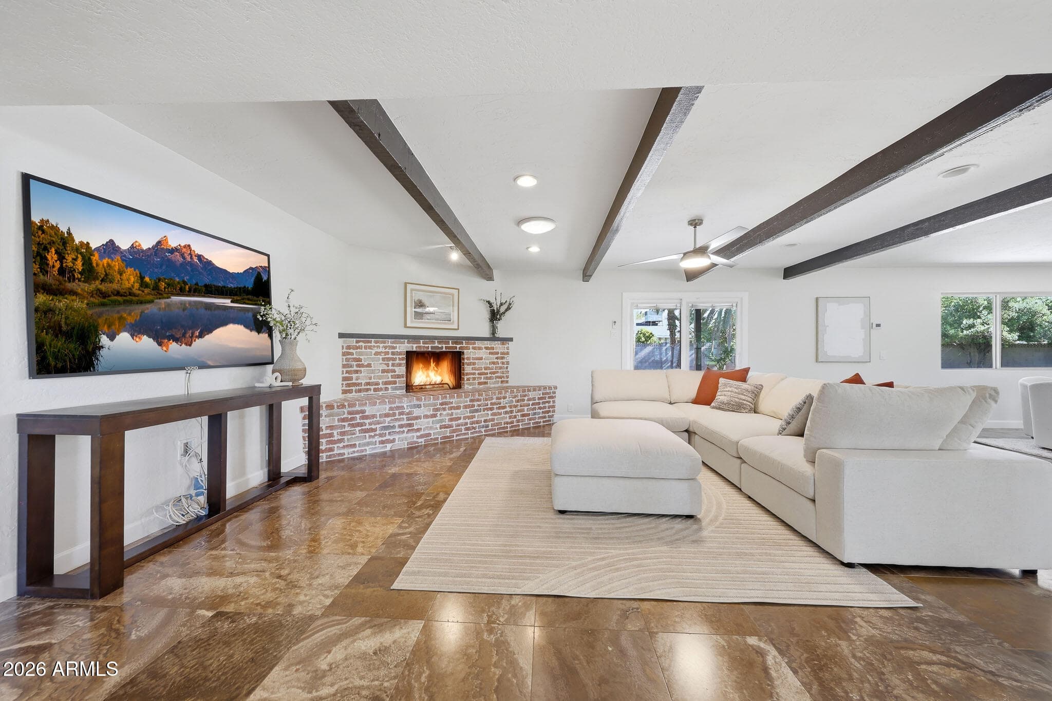 5610 E Charter Oak Rd — photo 2