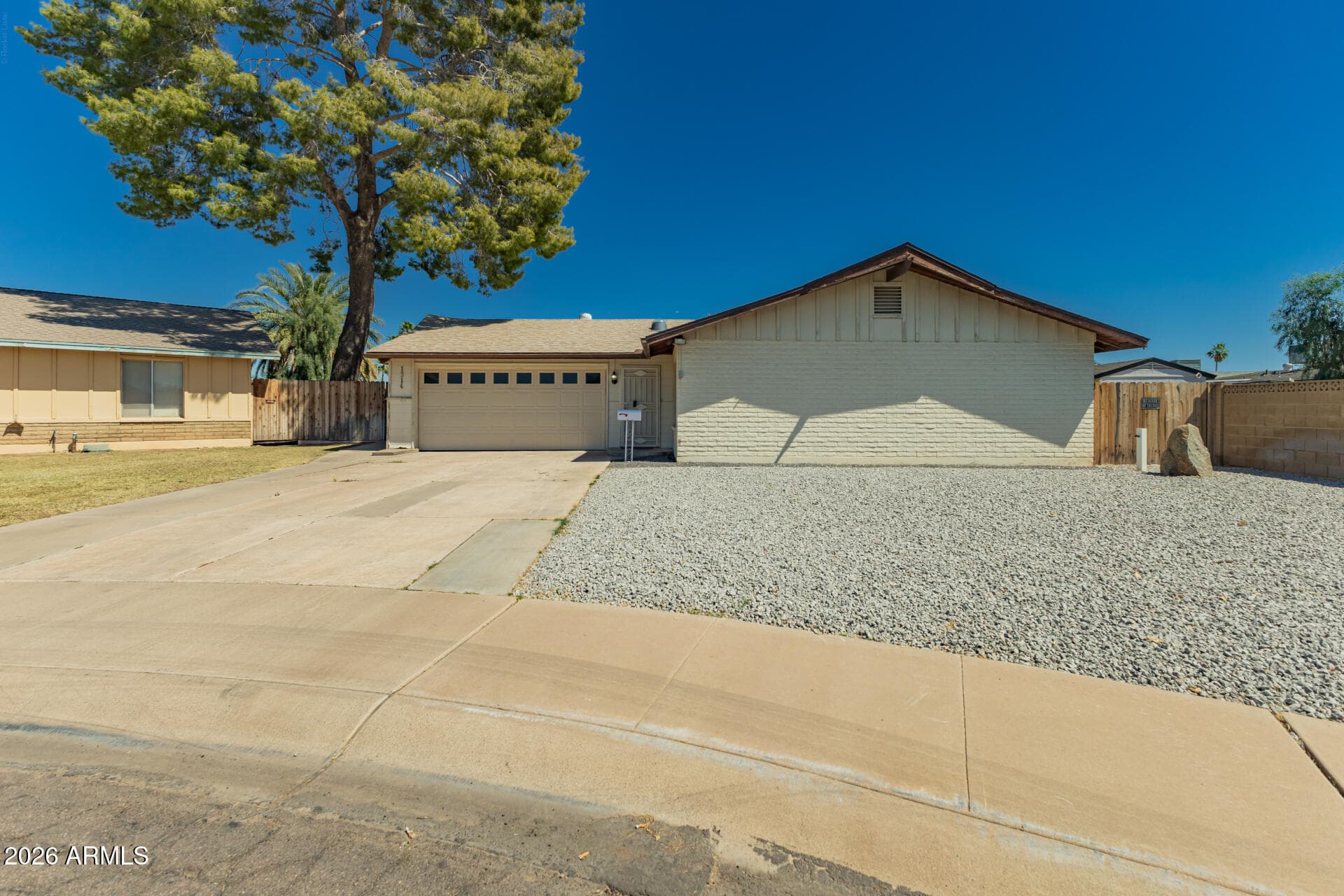 1314 E Verlea Circle — photo 1
