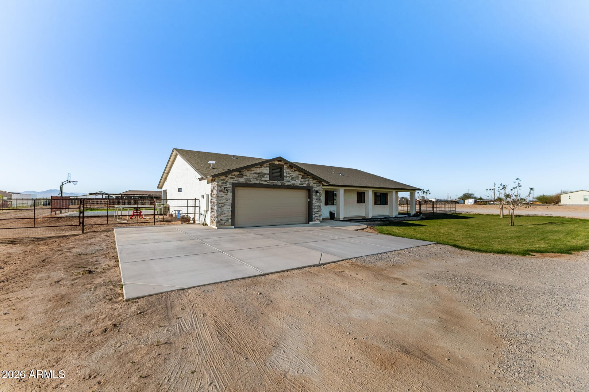 22547 W PECAN RD - Photo 3