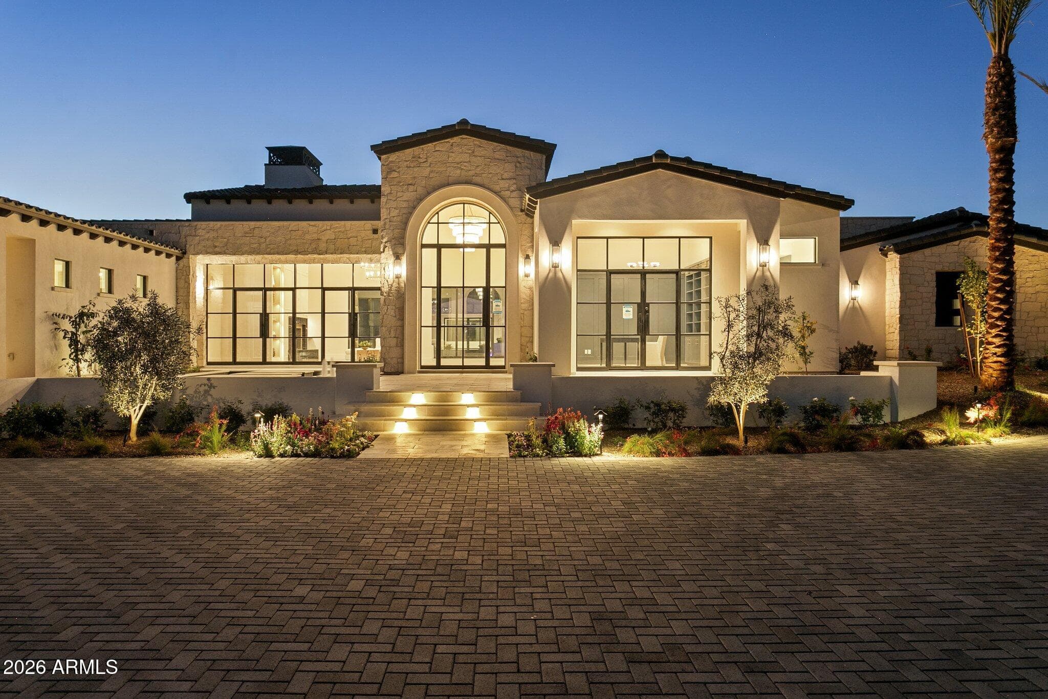 6610 N Mountain View Dr — photo 58