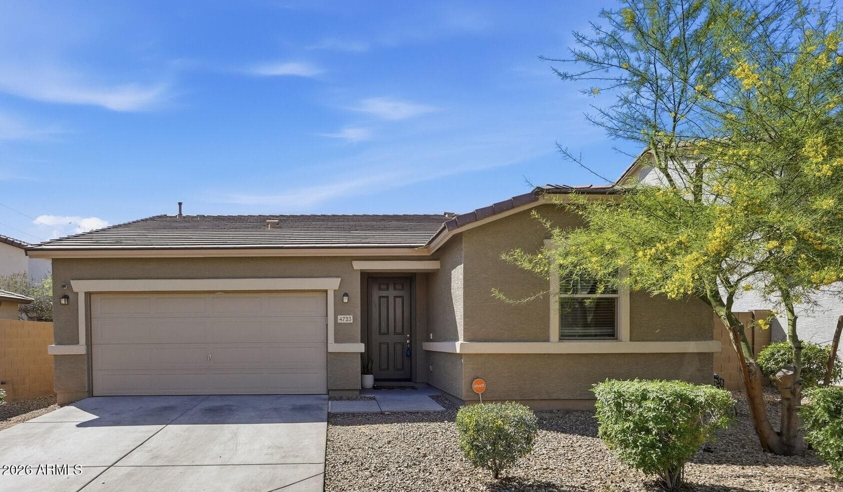 4723 W Lydia Ln — photo 2