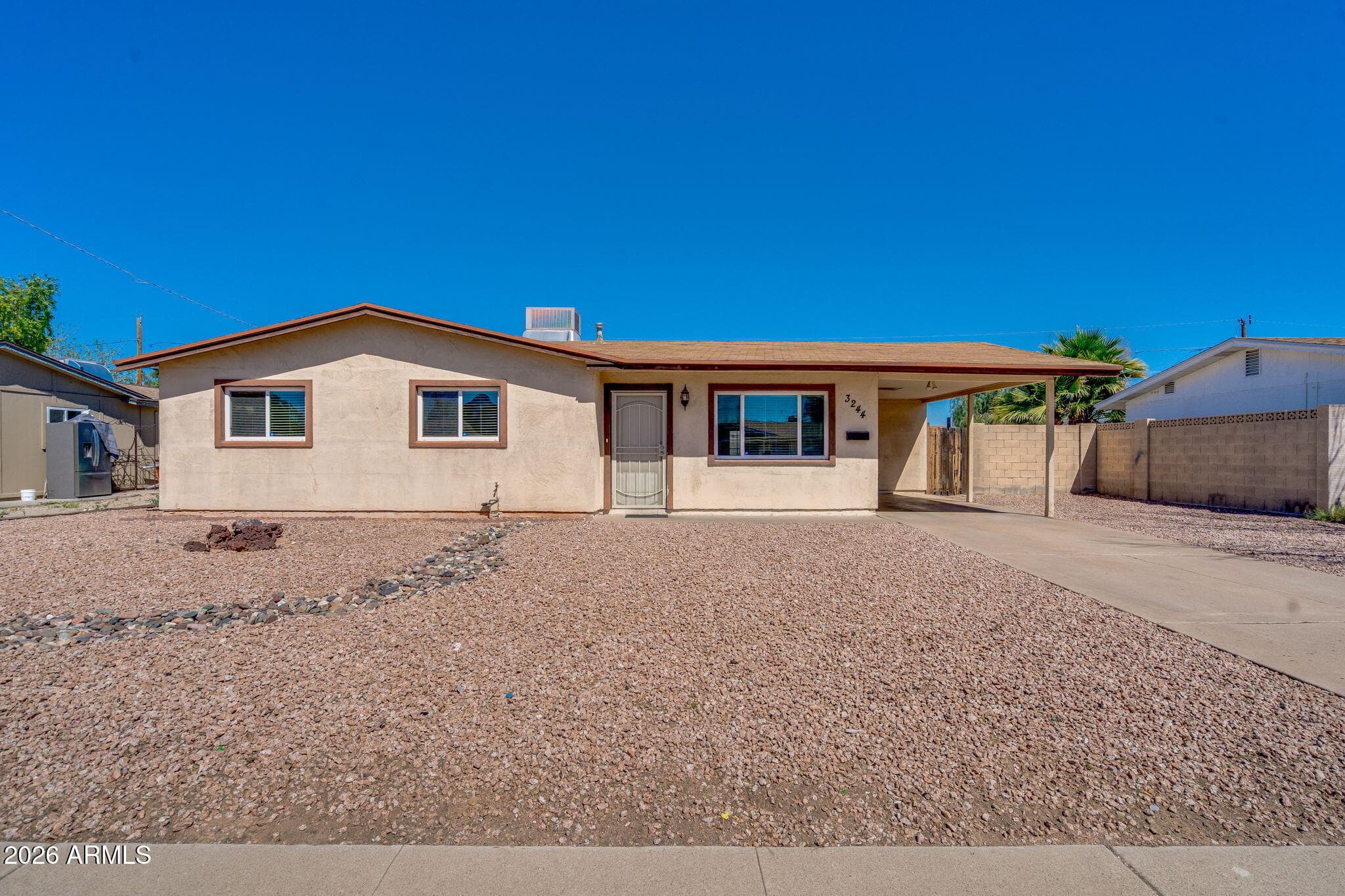 3244 E Hillery Dr — photo 1