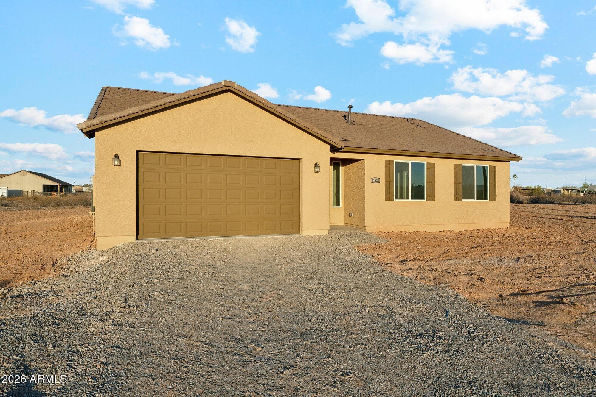 31737 W Buchanan St — photo 1
