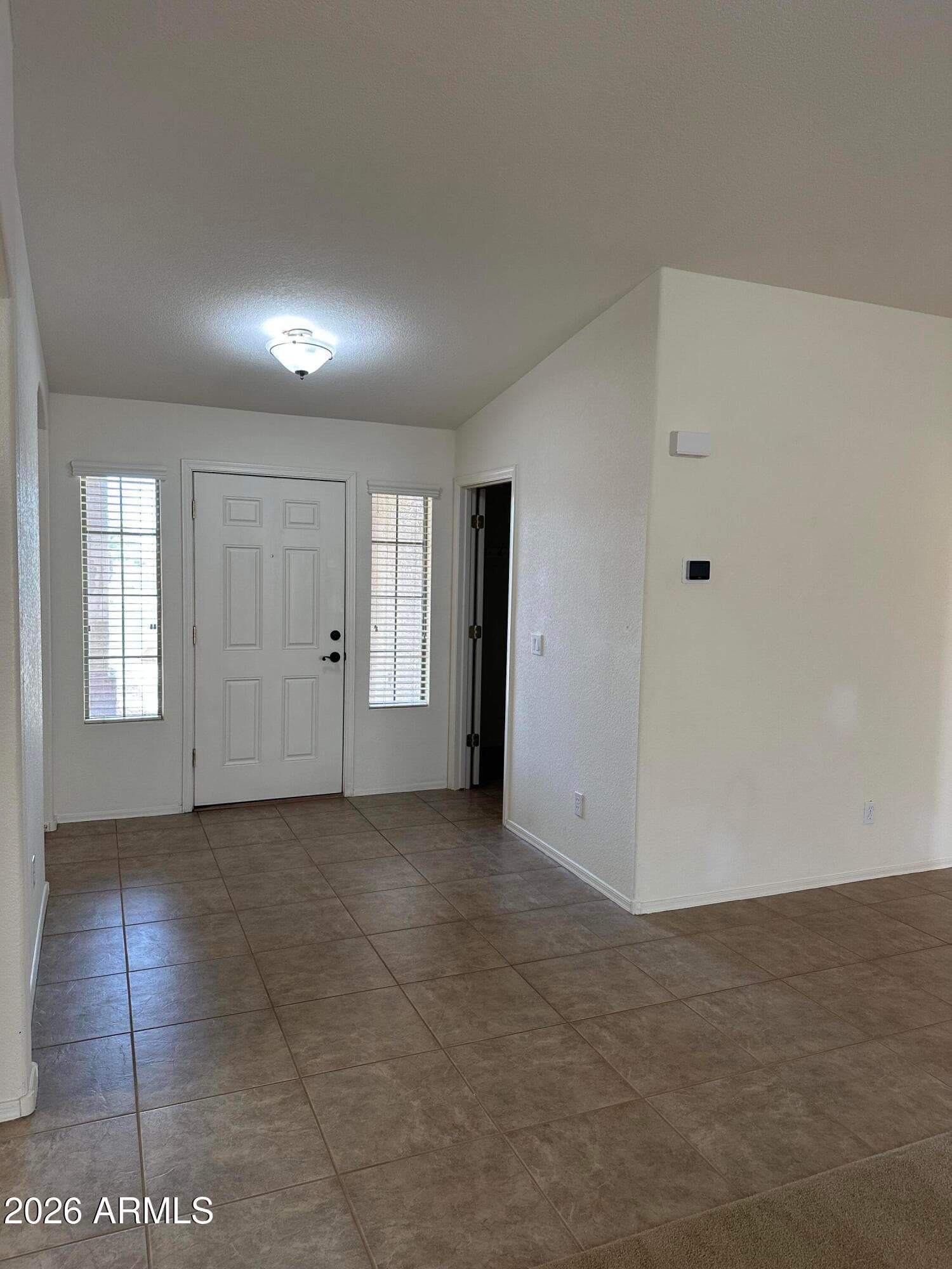 2101 S MERIDIAN RD - Photo 5