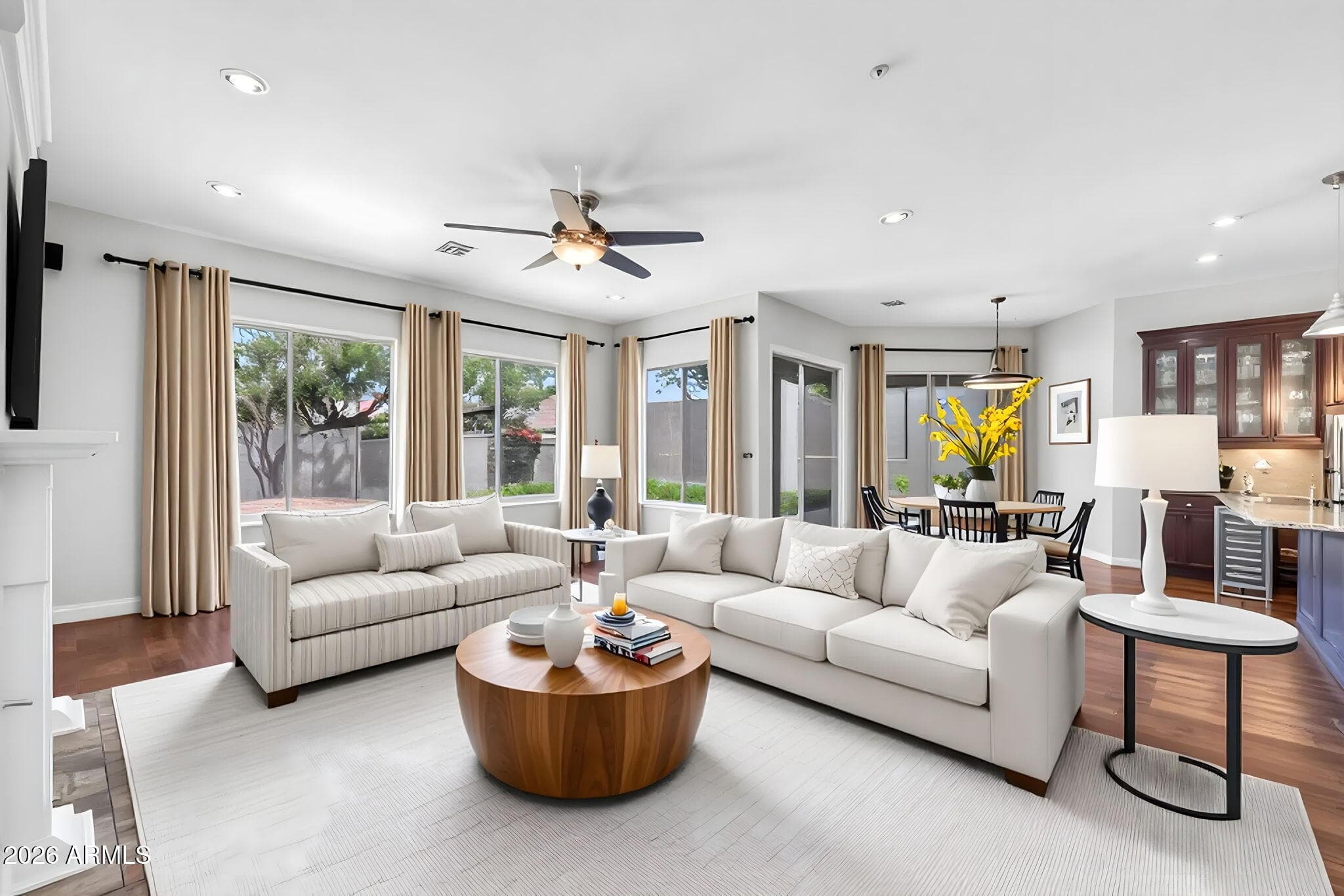 16484 N 108th Pl — photo 2