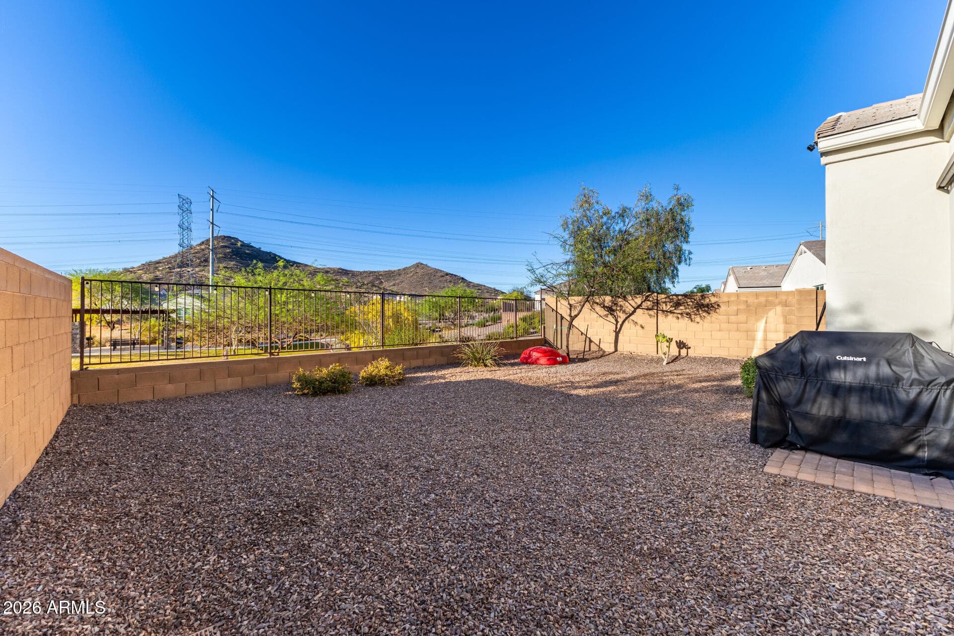 2314 E Questa Dr — photo 36