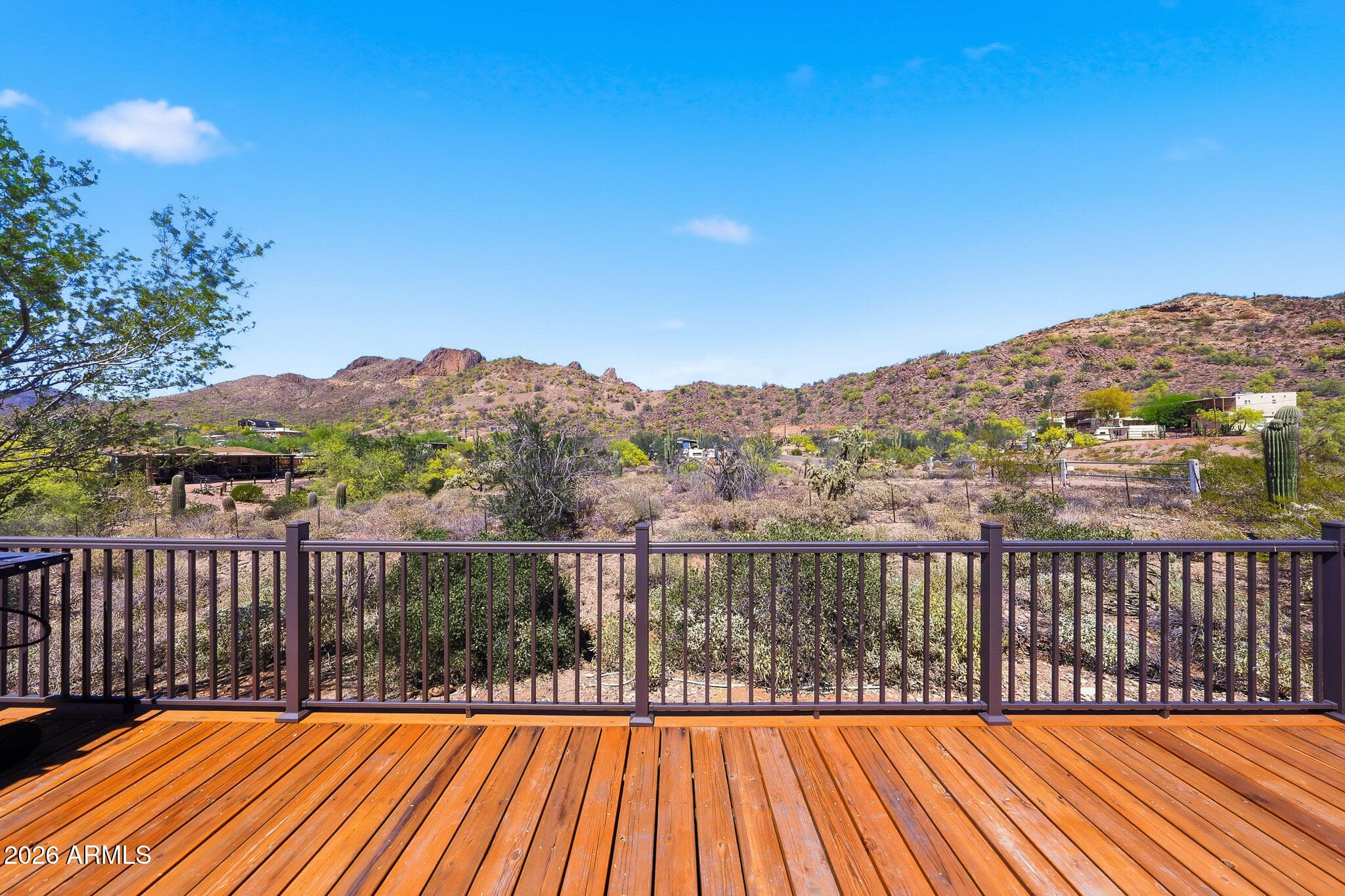 636 W Saddle Butte St — photo 1