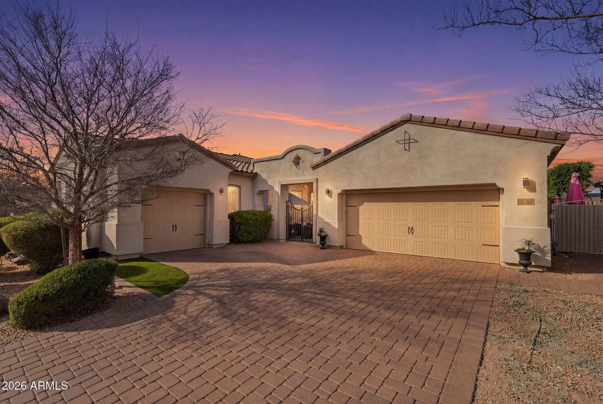 14576 W Orange Dr — photo 1