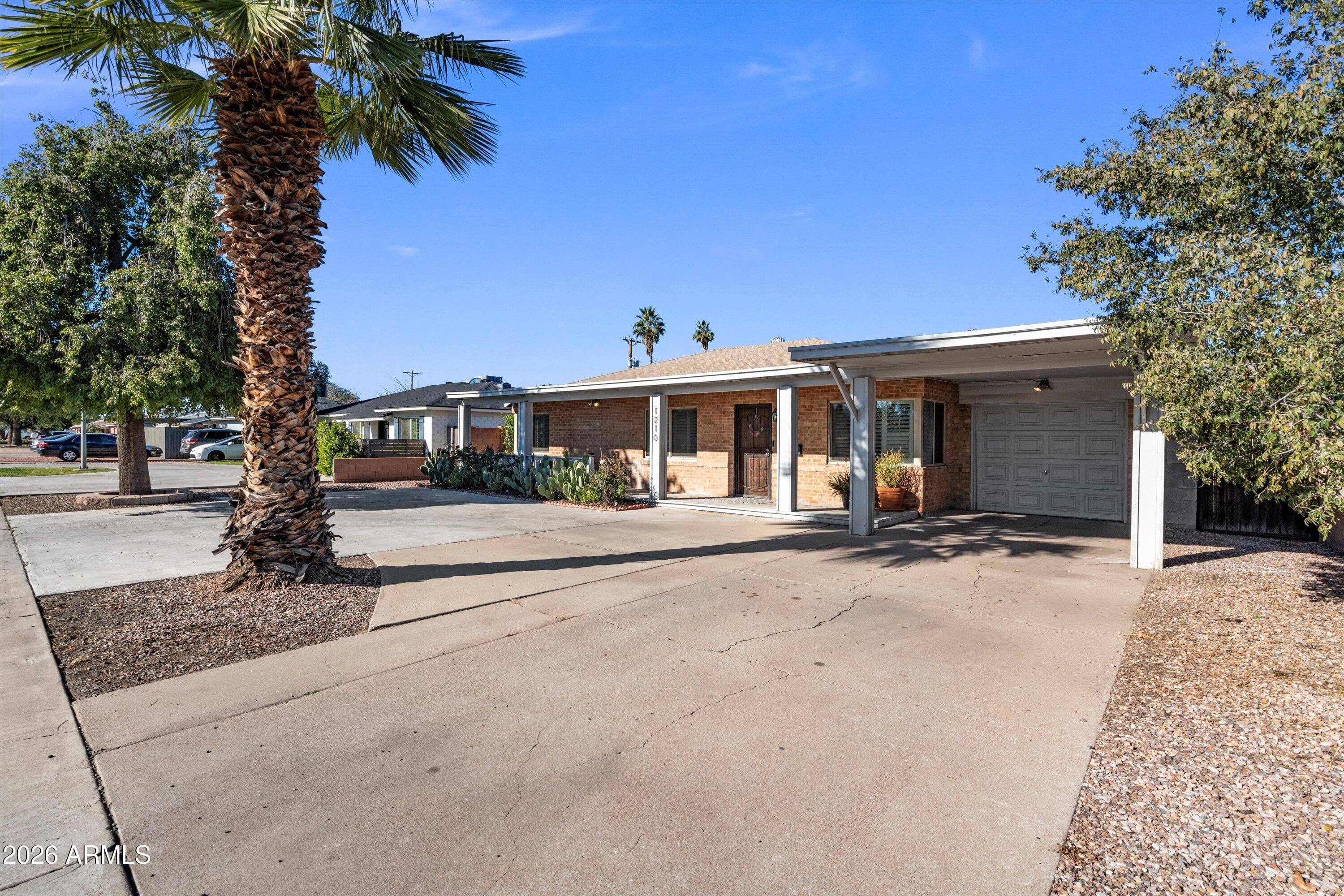 1210 W Missouri Ave — photo 1