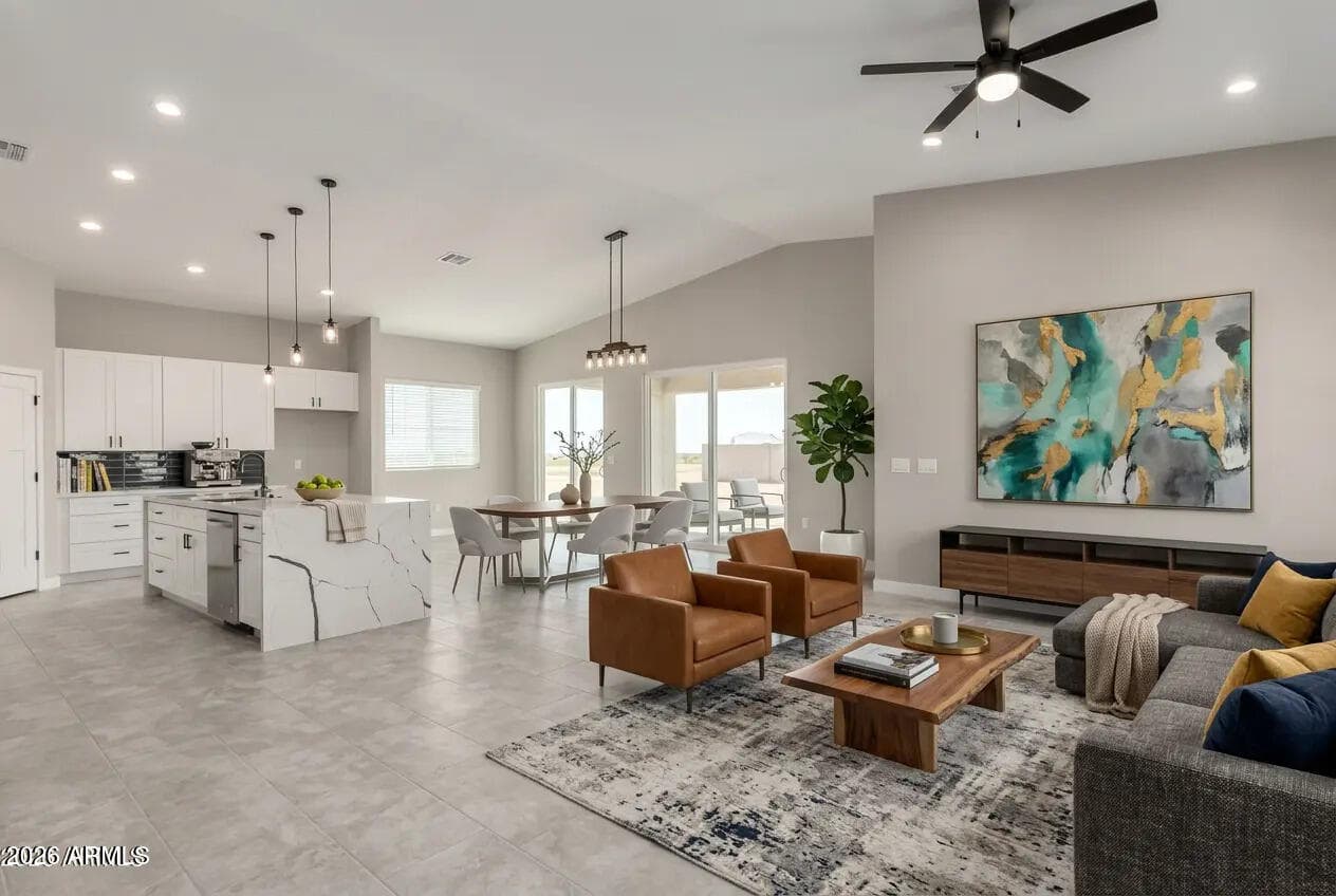 37289 W Hilton Ave — photo 43