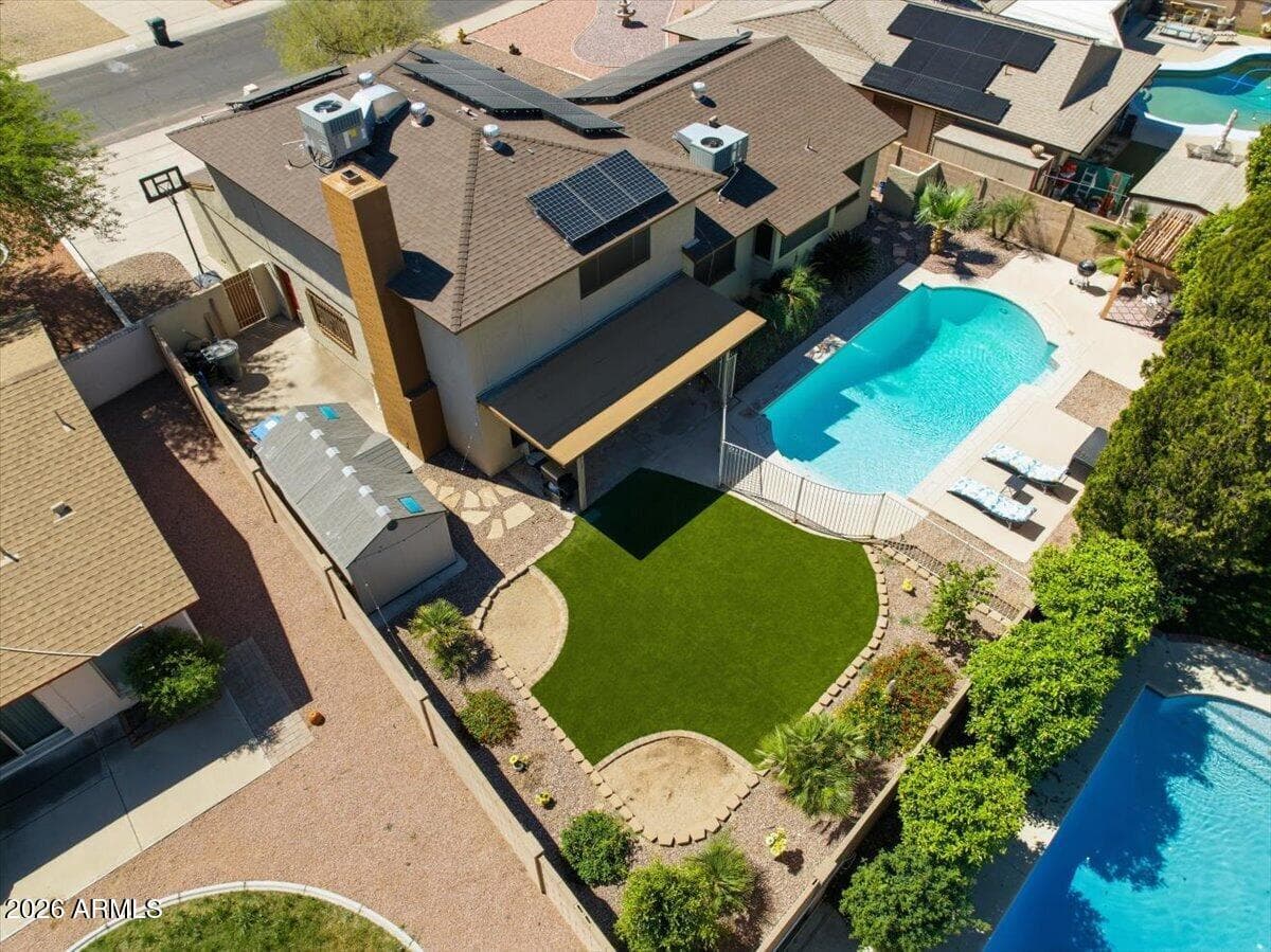 2424 W Redfield Rd — photo 1