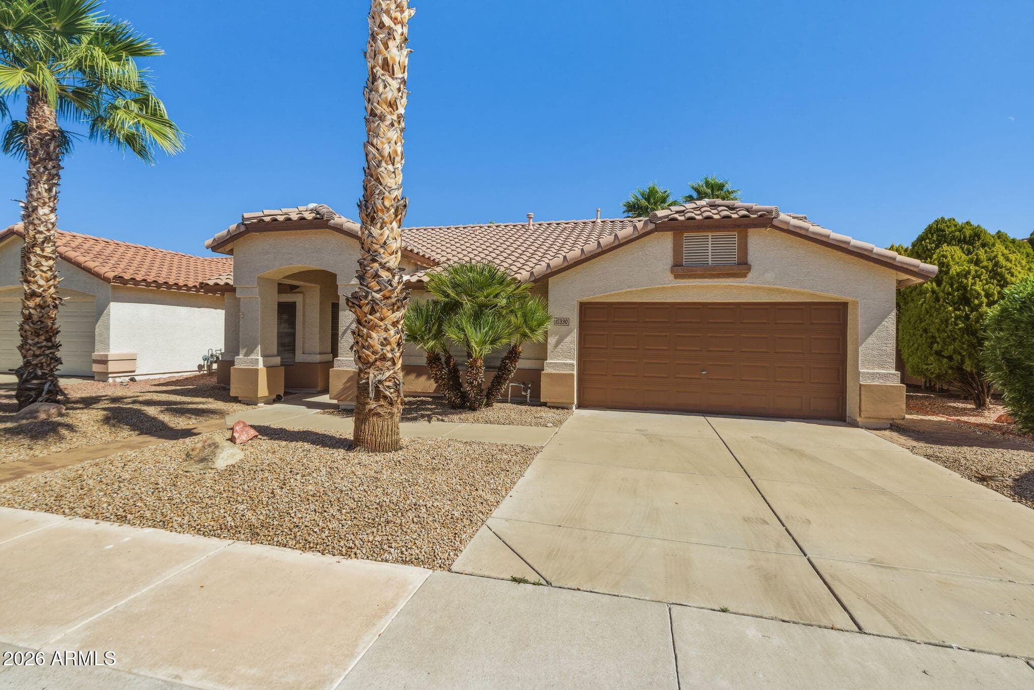 15330 W Doll Ln — photo 2