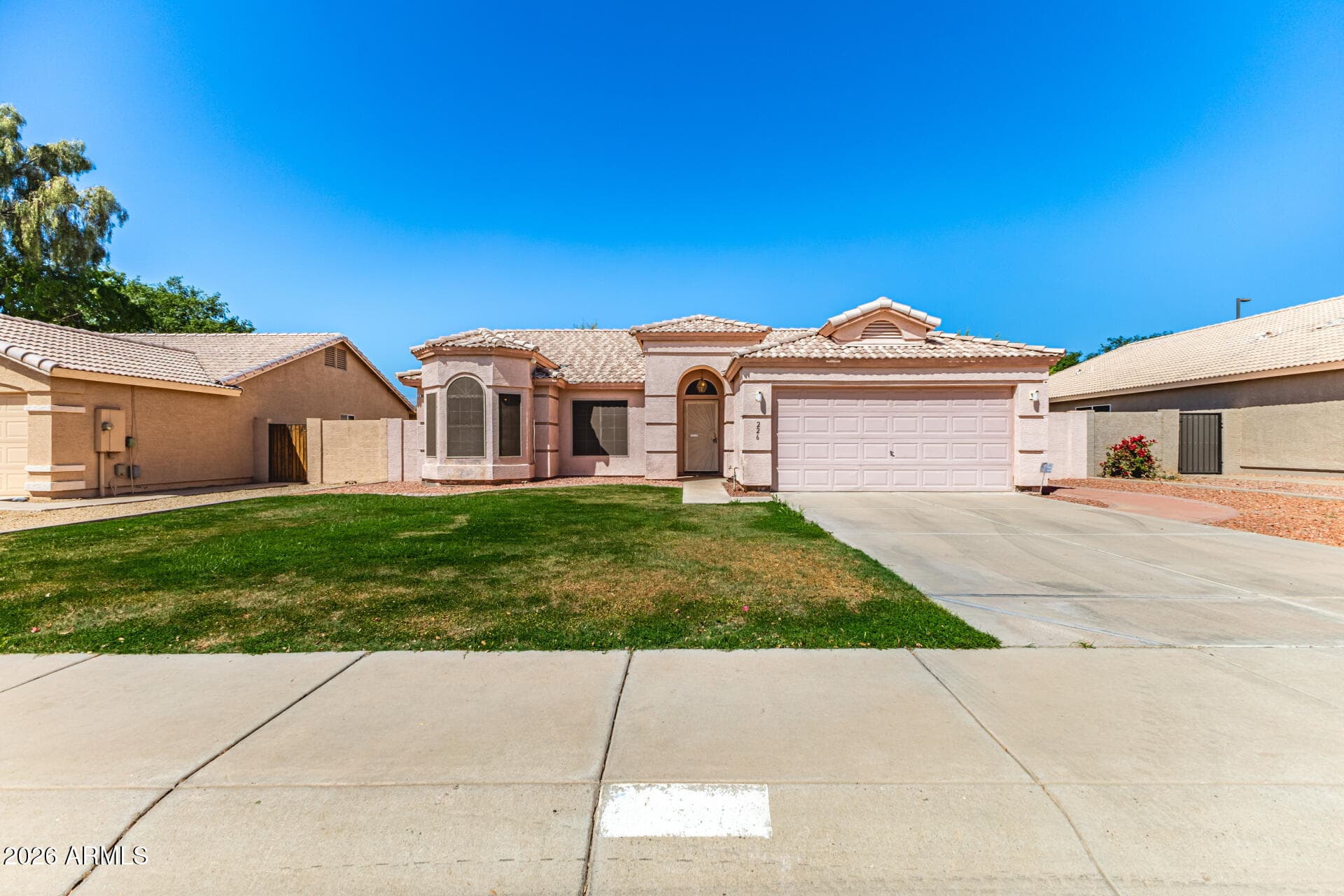 226 W Gail Dr — photo 33