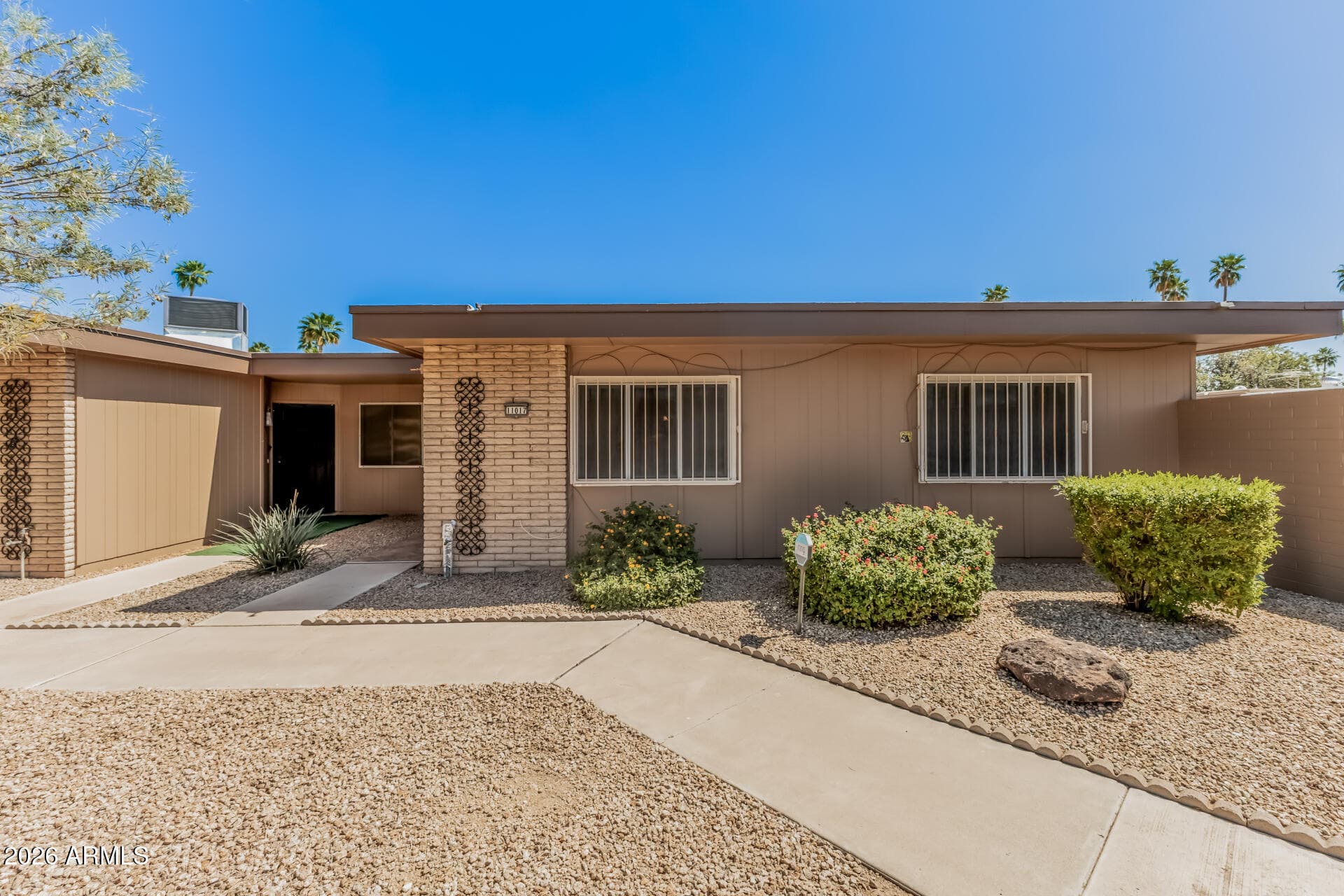 11017 W Topaz Dr — photo 1