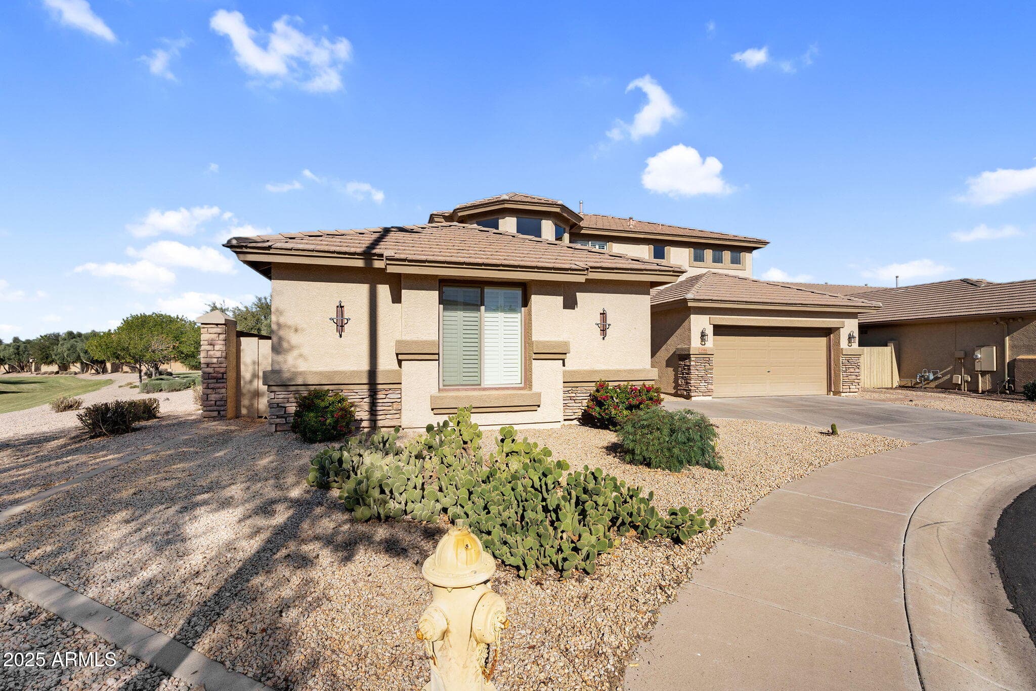 3586 E Riopelle Ct — photo 2