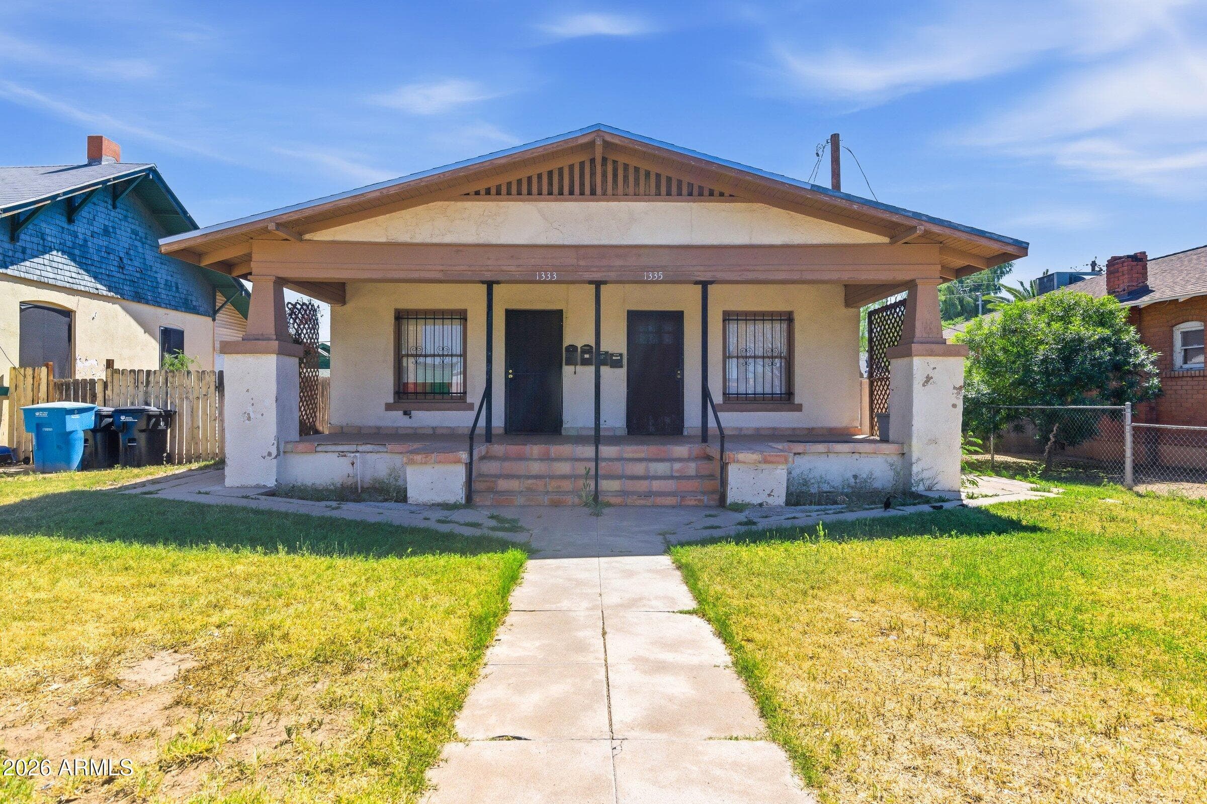 1333 W Woodland Ave — photo 1