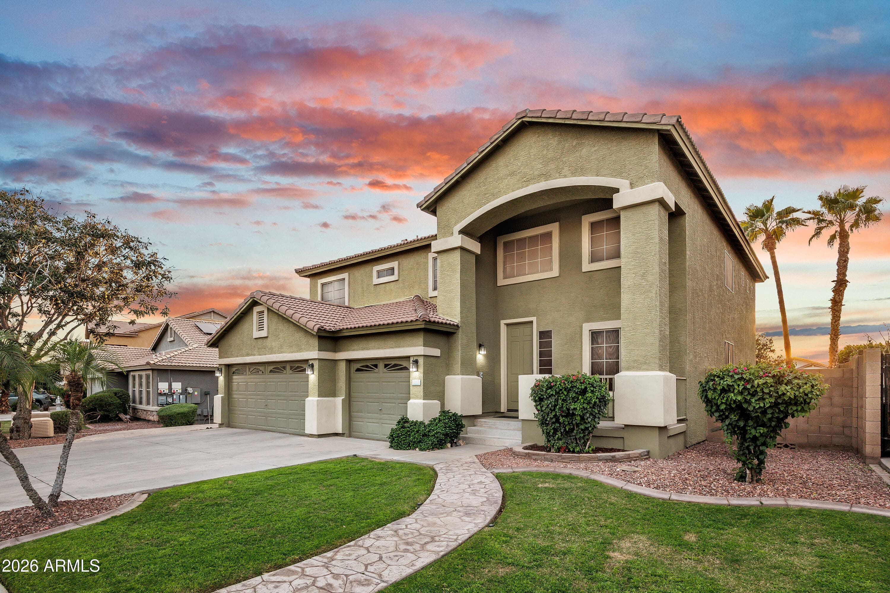 3102 N 127th Ln — photo 1