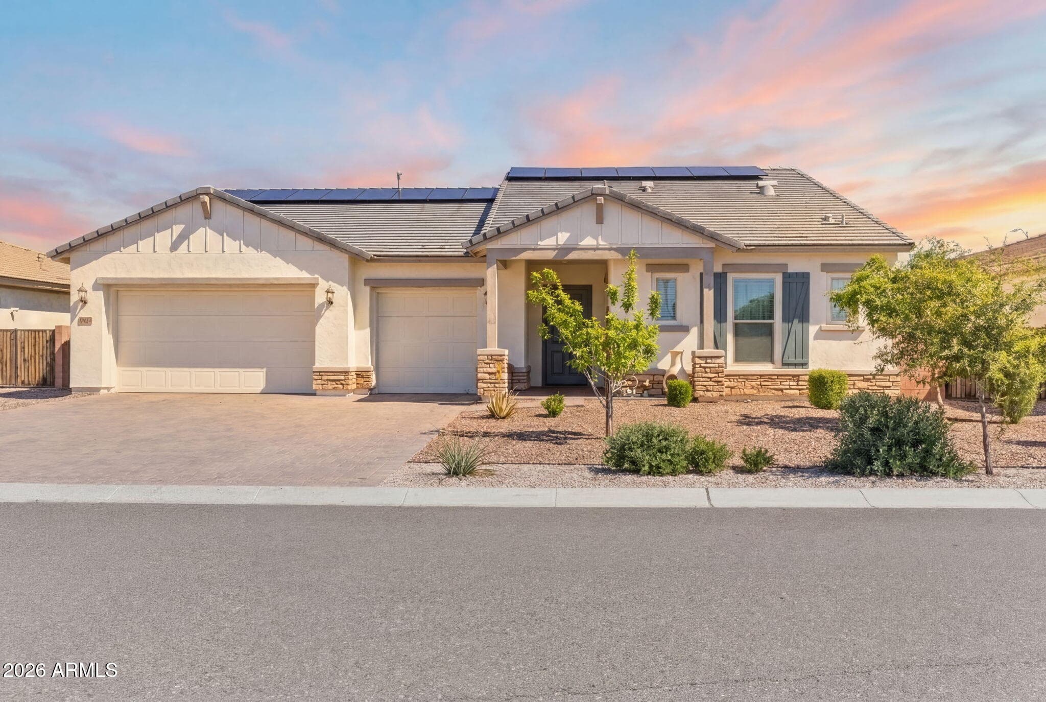 3407 E Valencia Dr — photo 1