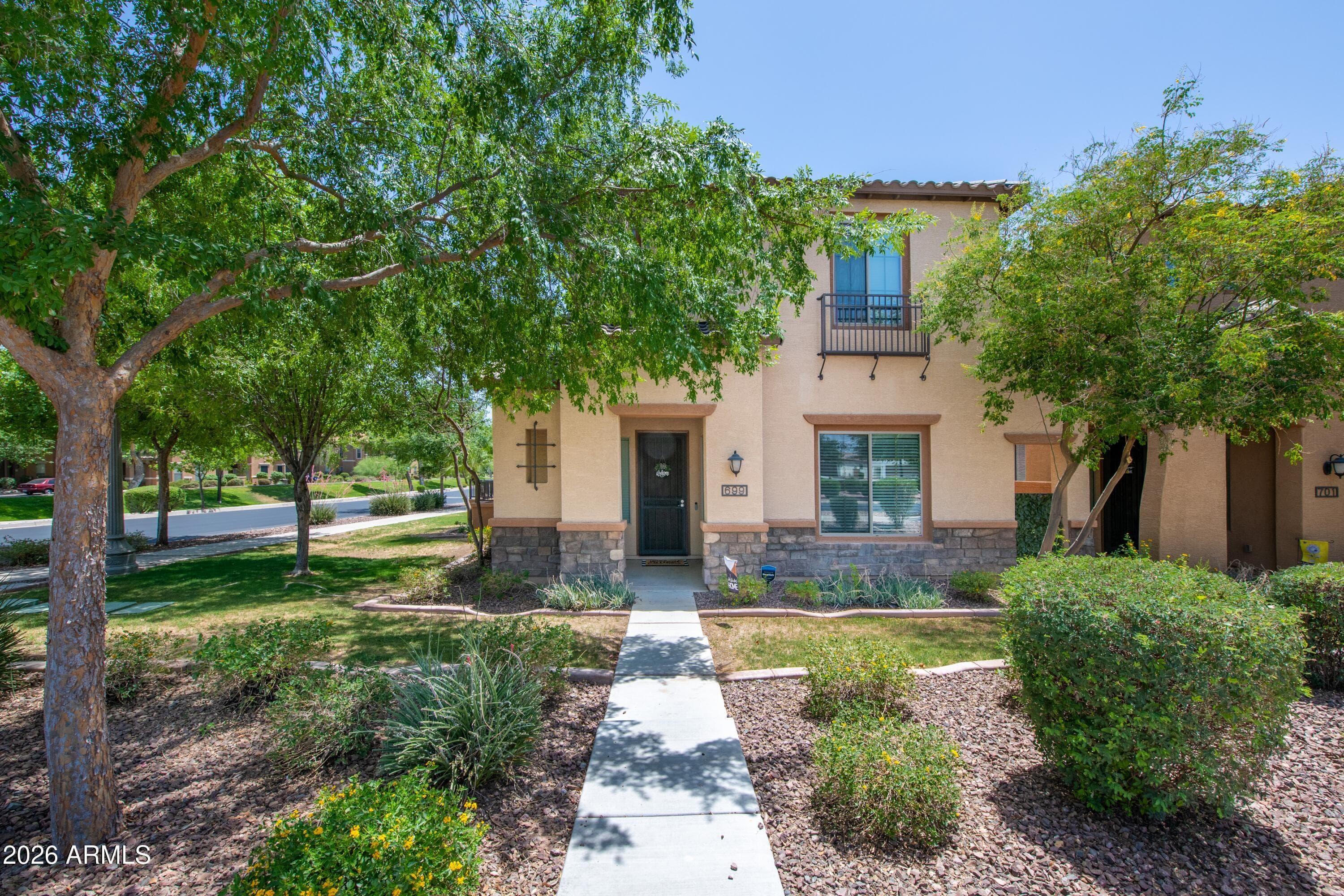 699 W Village Parkway — photo 1