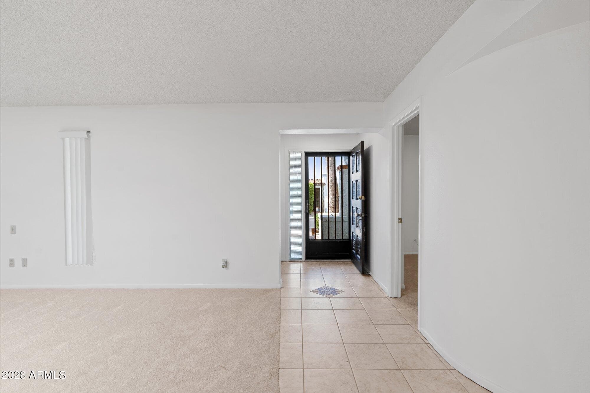 6105 N 12th Way — photo 2