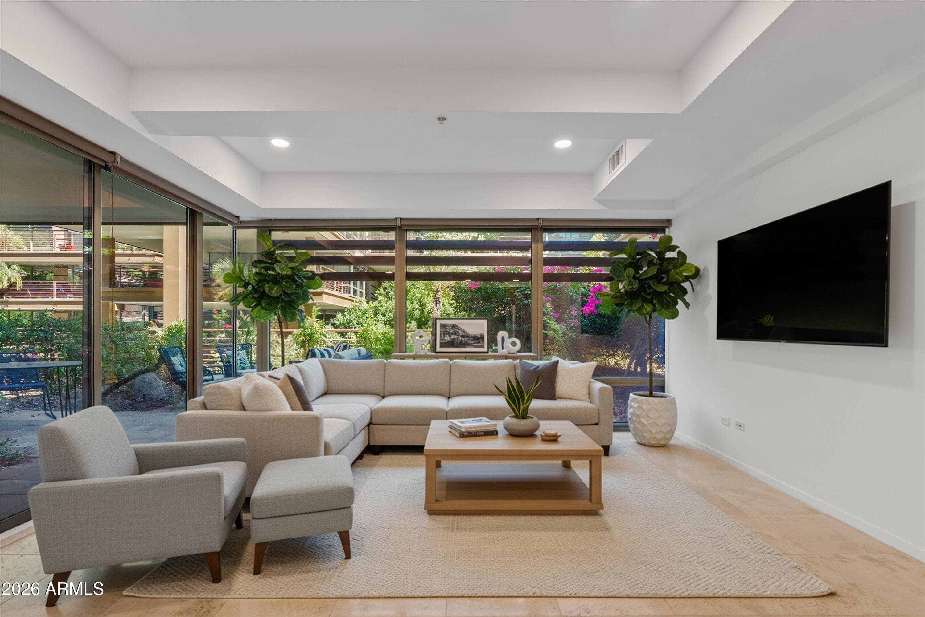 7147 E Rancho Vista Dr 3008 — photo 1