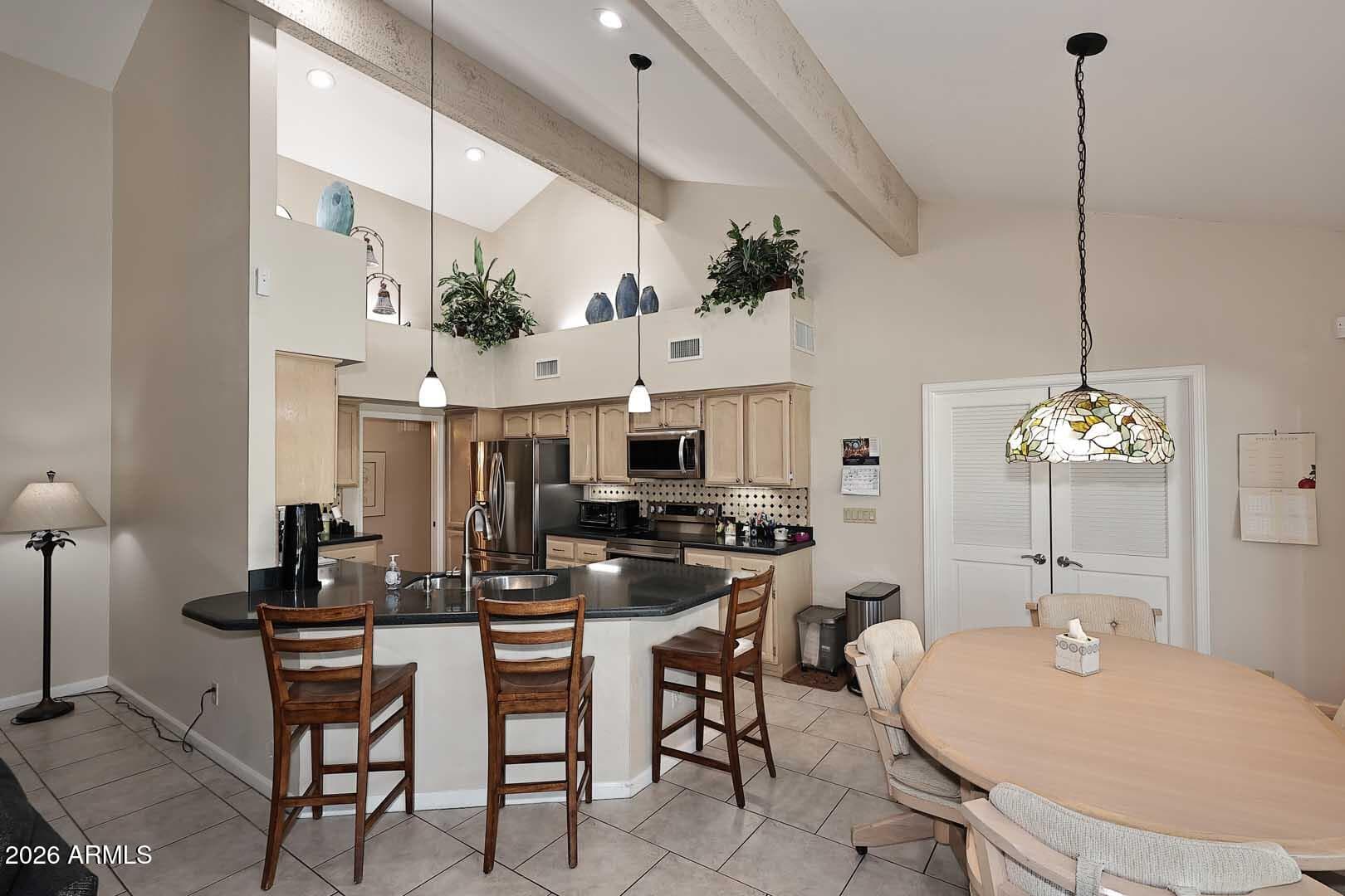 5402 E Shaw Butte Dr — photo 2