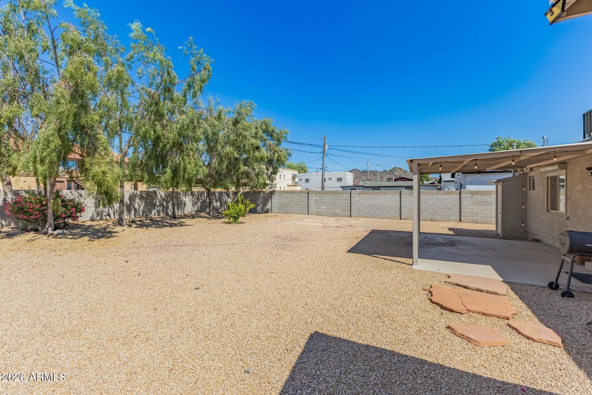 720 E Carol Ave — photo 27