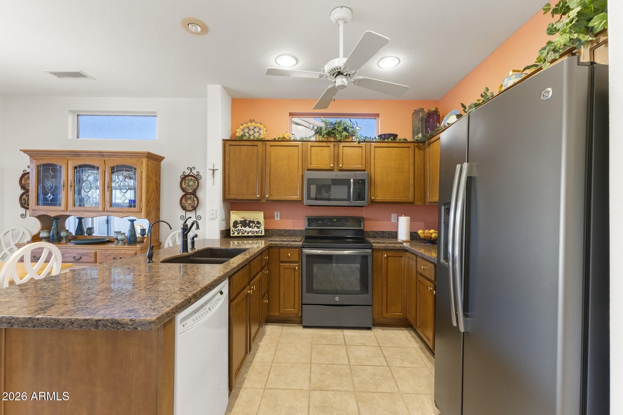 16238 W TAPATIO DR - Photo 4