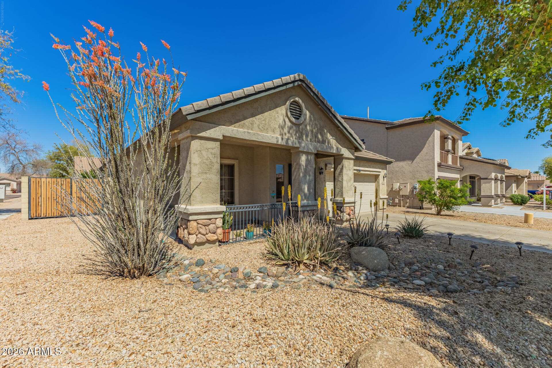17462 W Yavapai St — photo 2