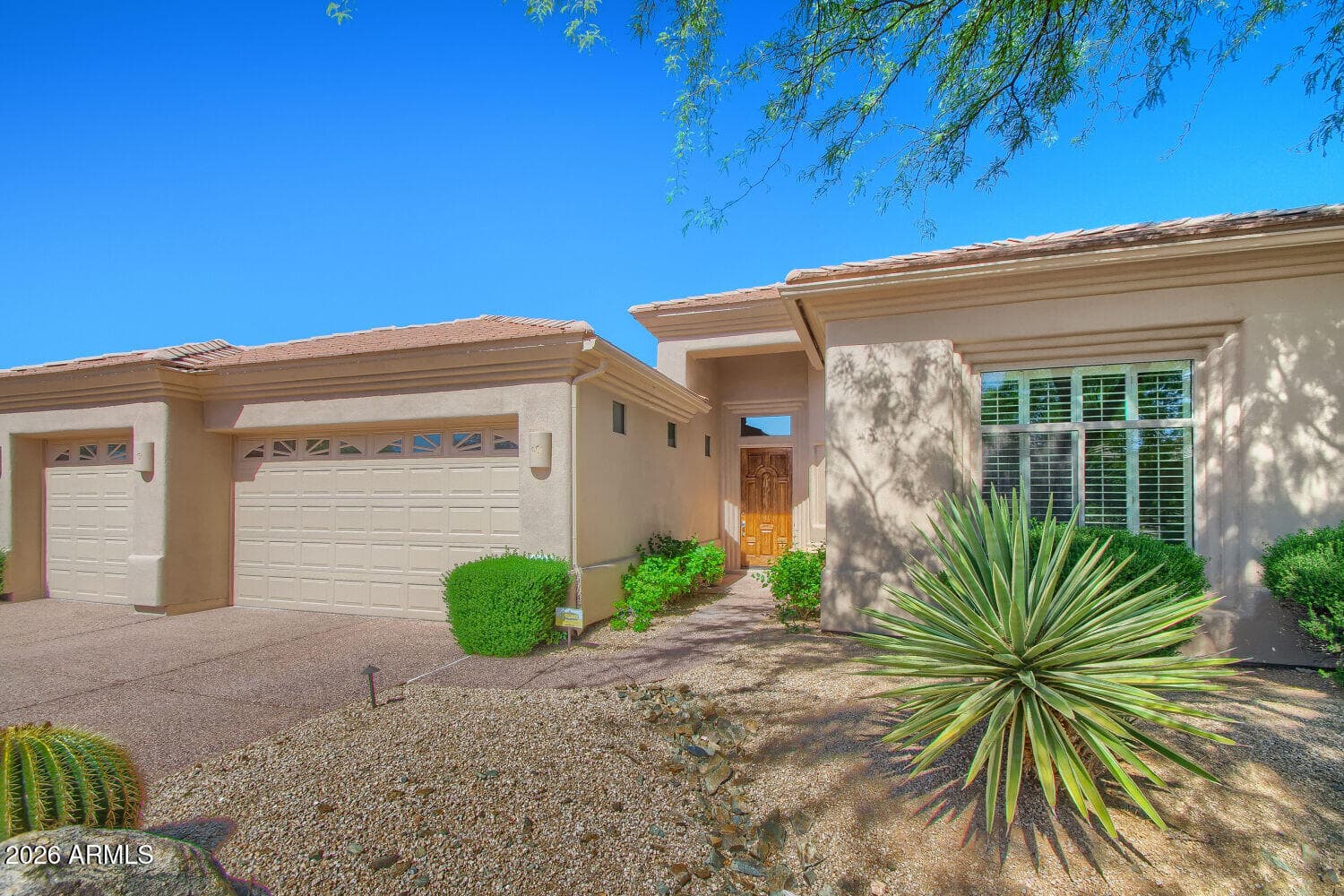 9562 E Cavalry Dr — photo 1
