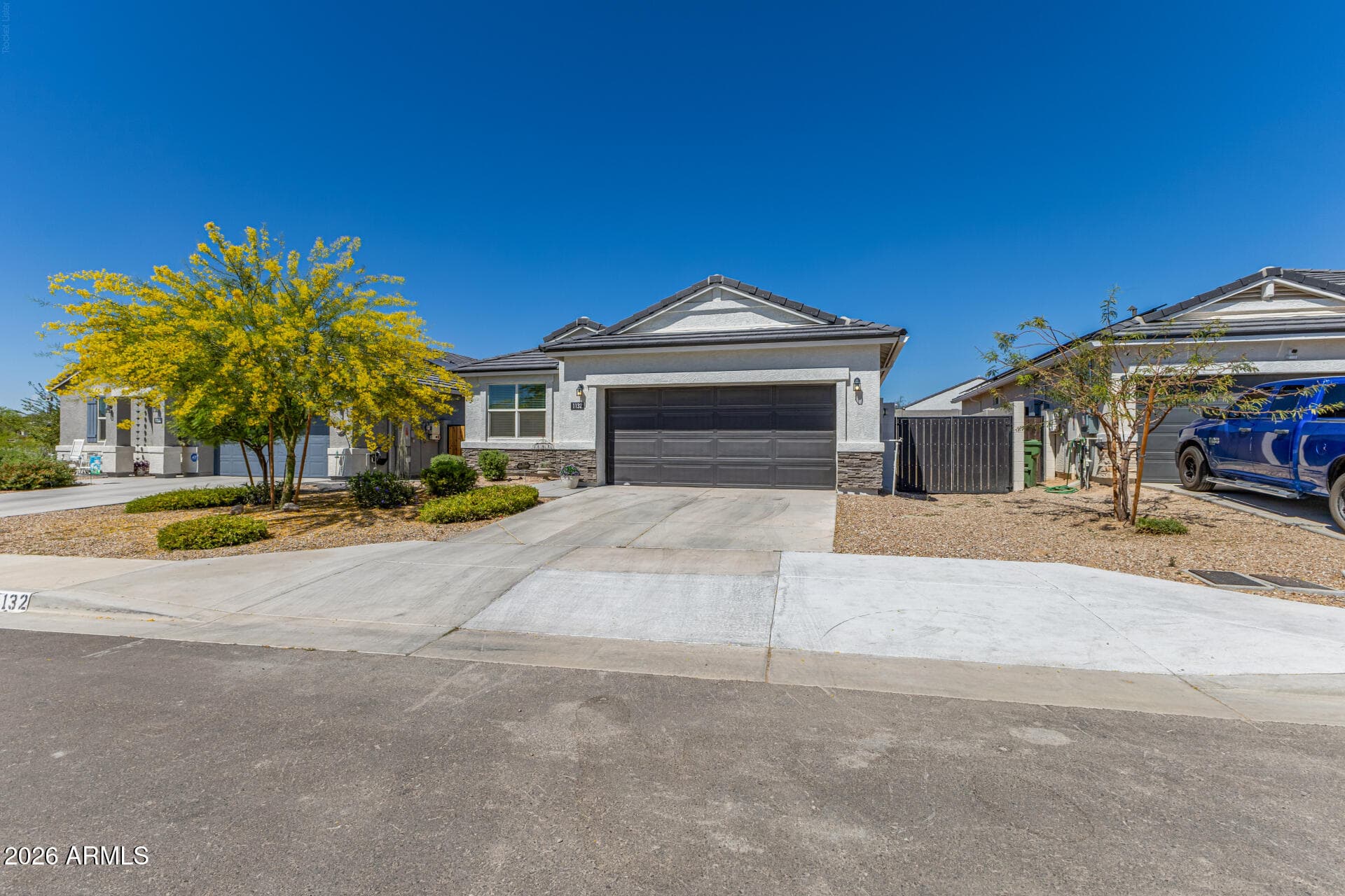 1132 W Del Monte Pl — photo 2