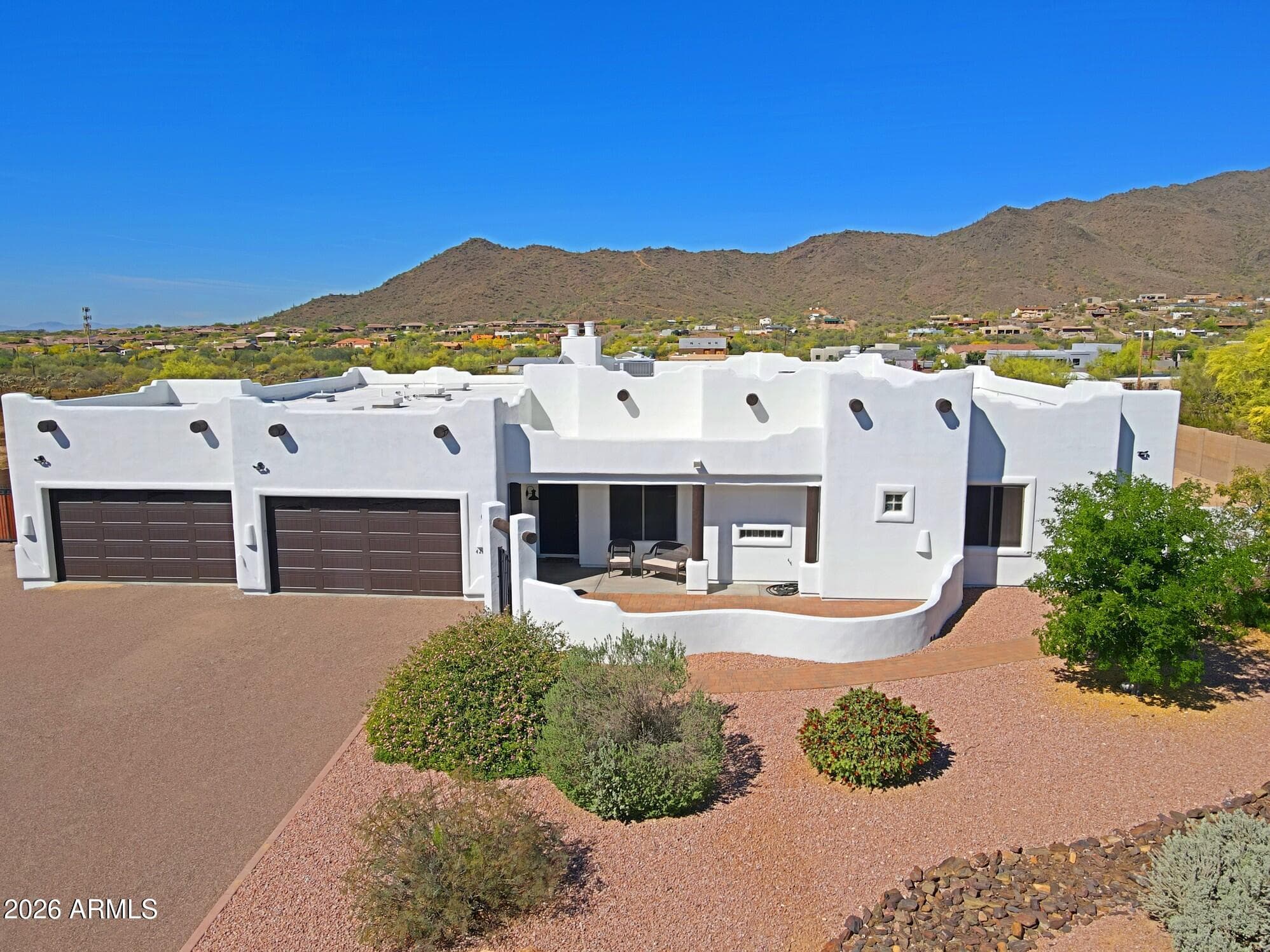 42618 N 3rd Ave — photo 1