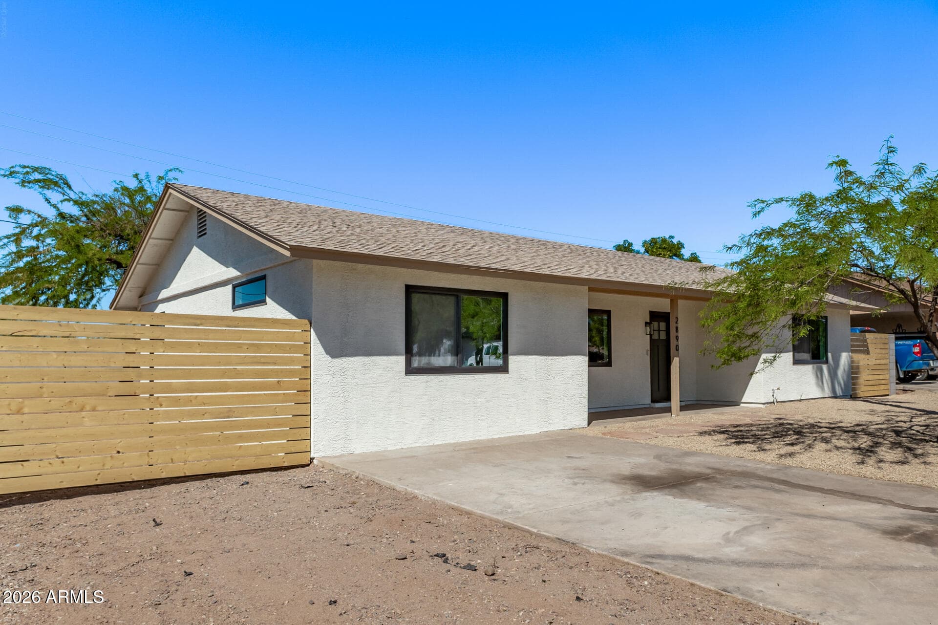 2890 S Mariposa Rd — photo 2